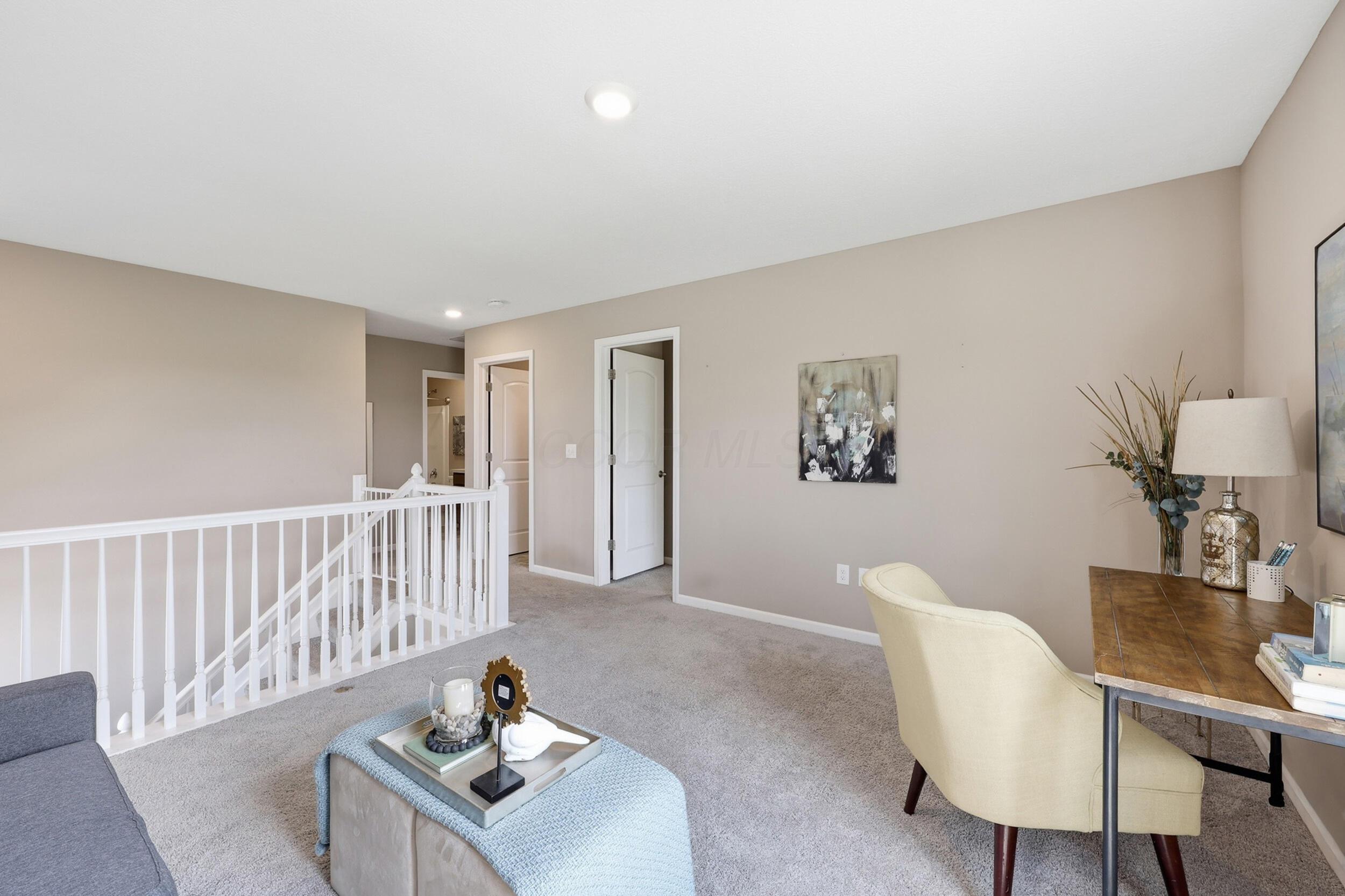 5560 Bamberg Drive Property Photo 8