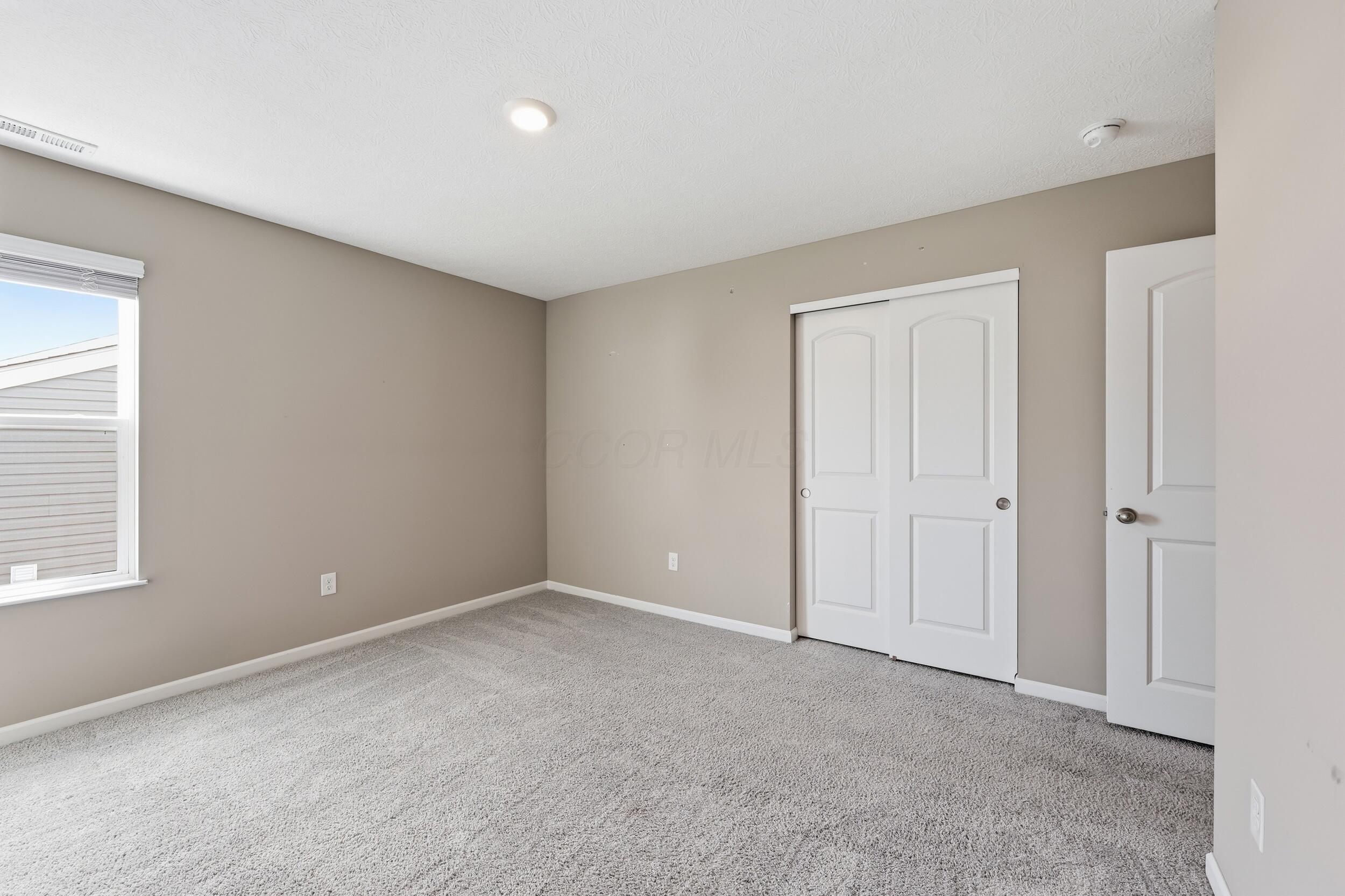 5560 Bamberg Drive Property Photo 16