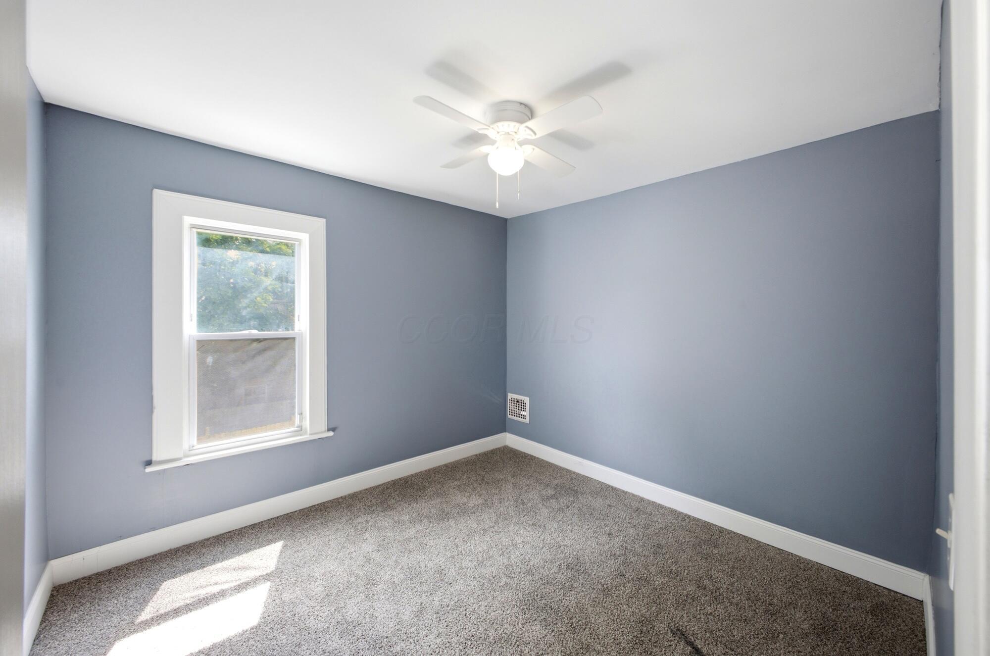 738 Windsor Street Property Photo 15