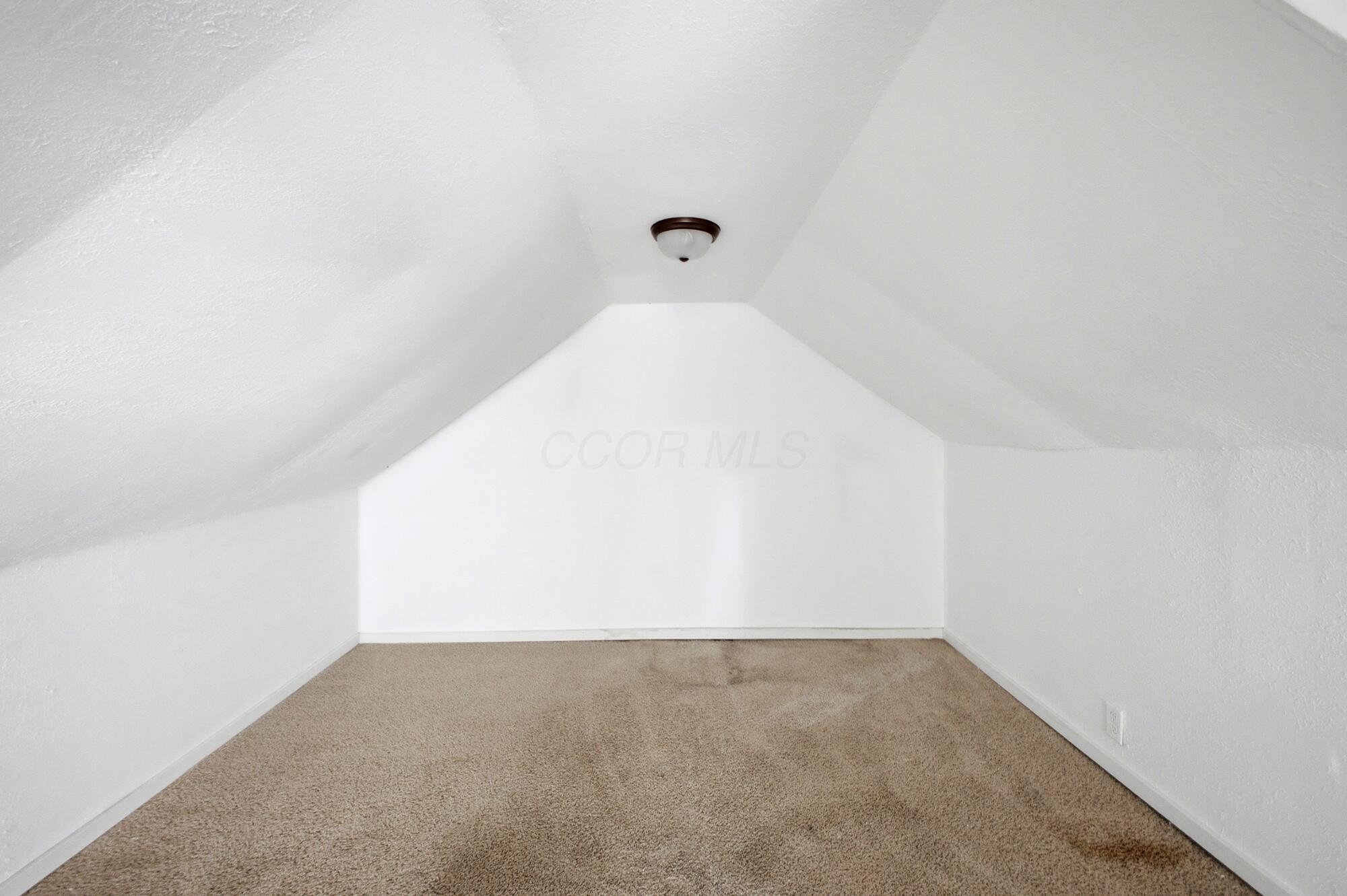 738 Windsor Street Property Photo 25