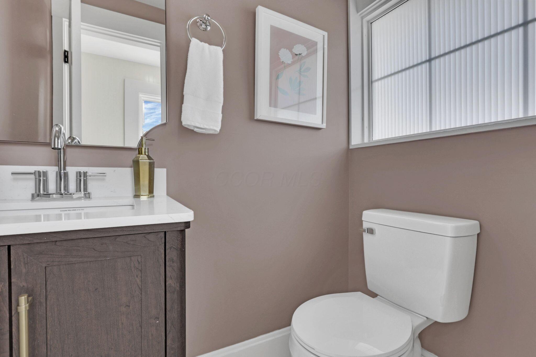 272 E Markison Avenue Property Photo 21