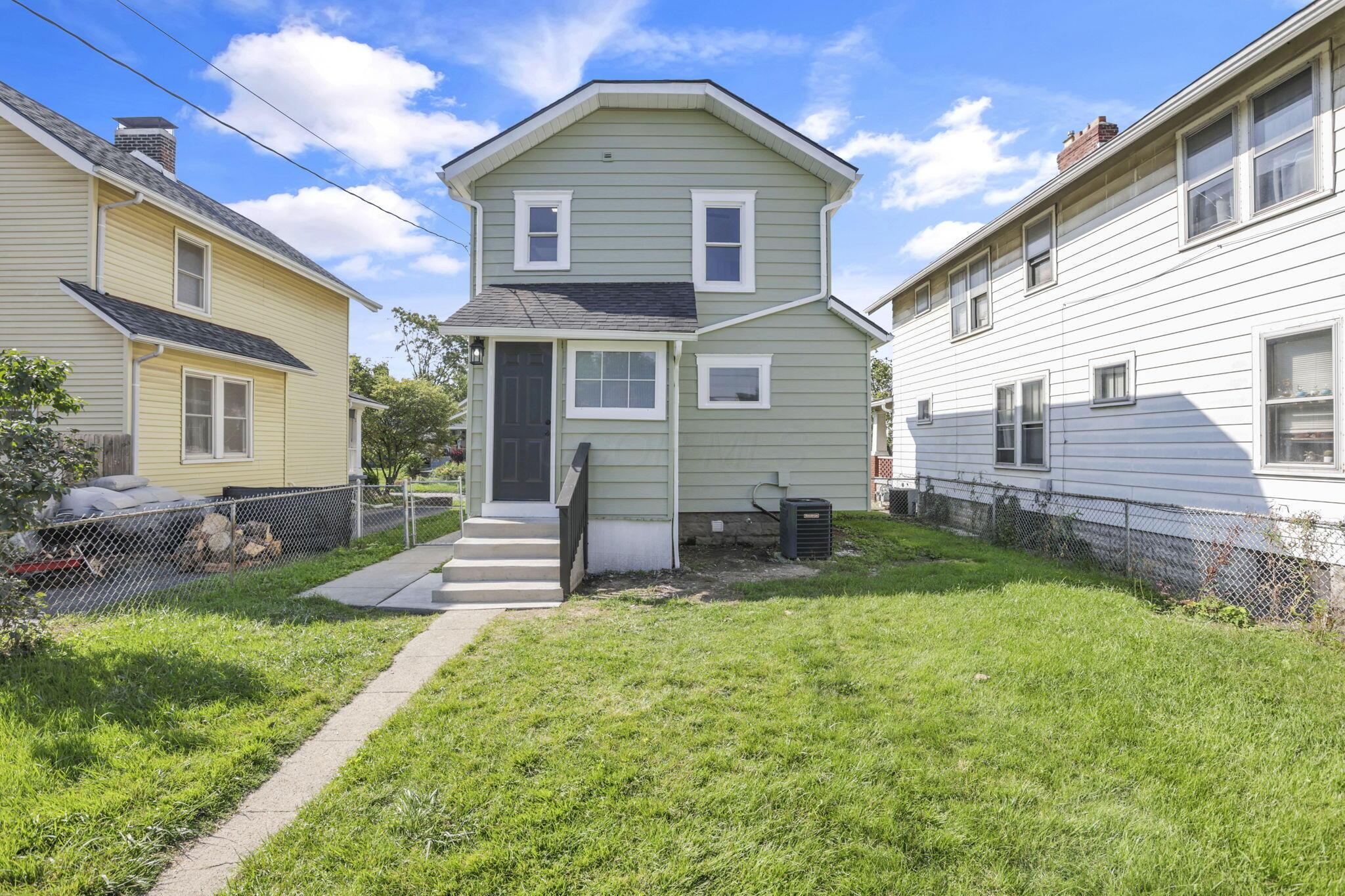 272 E Markison Avenue Property Photo 31