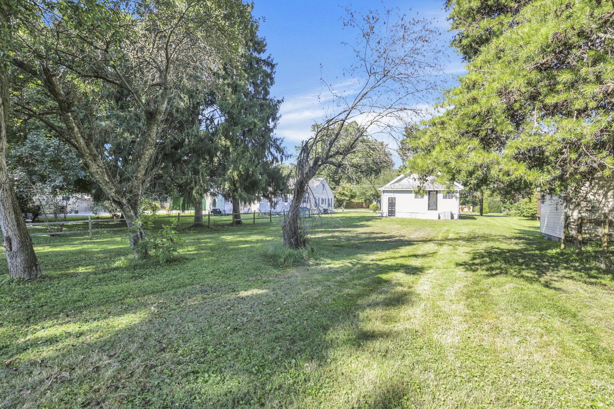 132 N Westmoor Avenue Property Photo 45