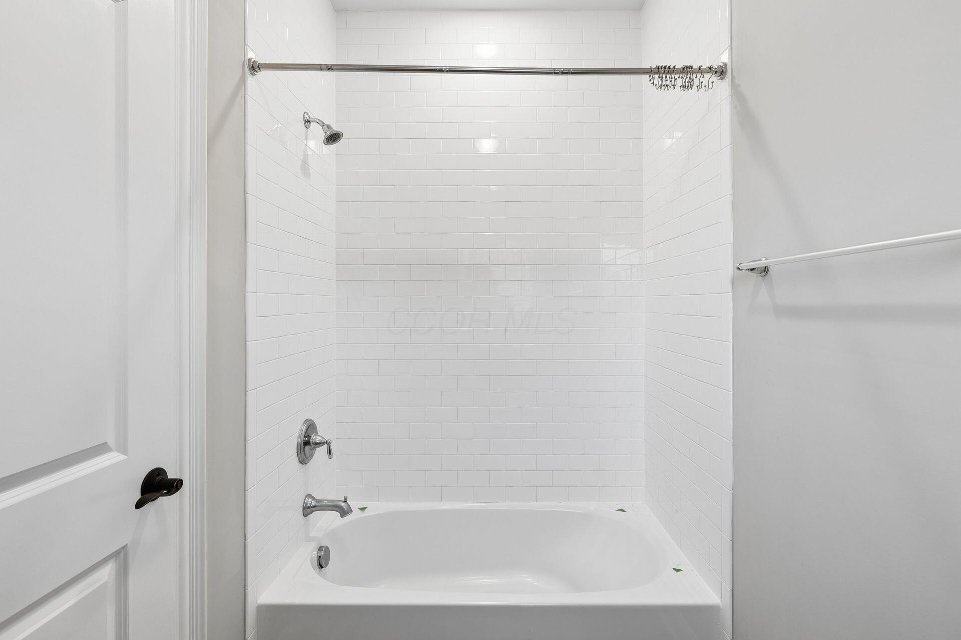 2893 Highland Woods Boulevard Property Photo 55