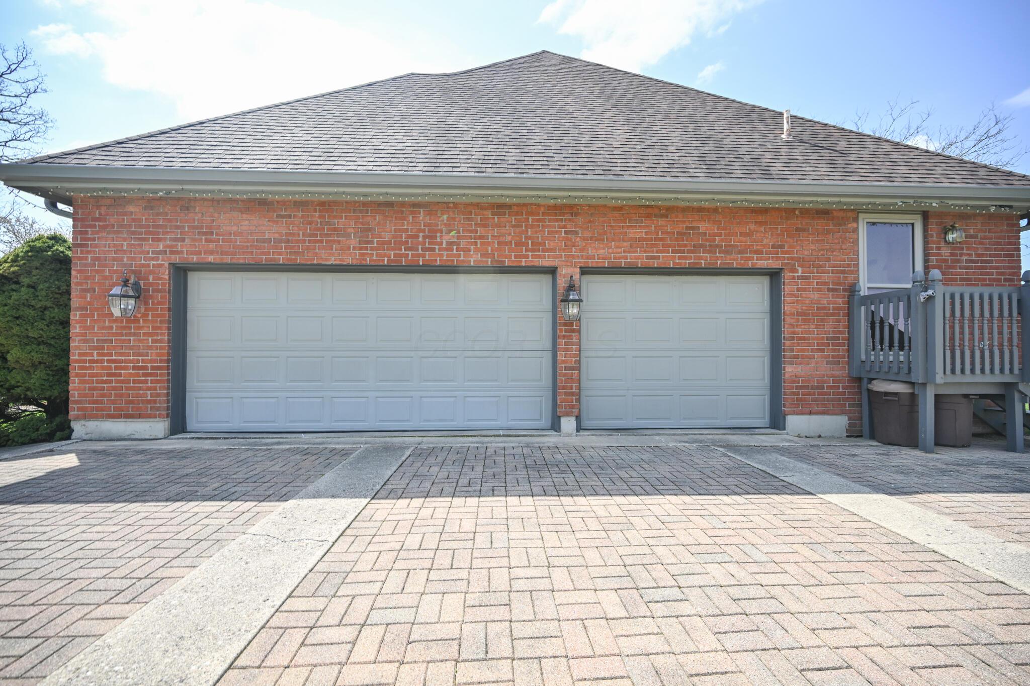 2633 Sugar Tree Trail Property Photo 2