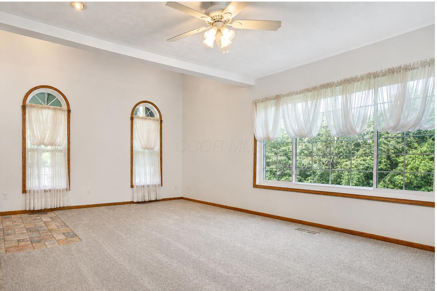 740 King Beach Drive Property Photo 11