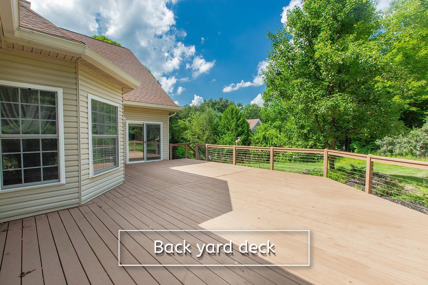 740 King Beach Drive Property Photo 18