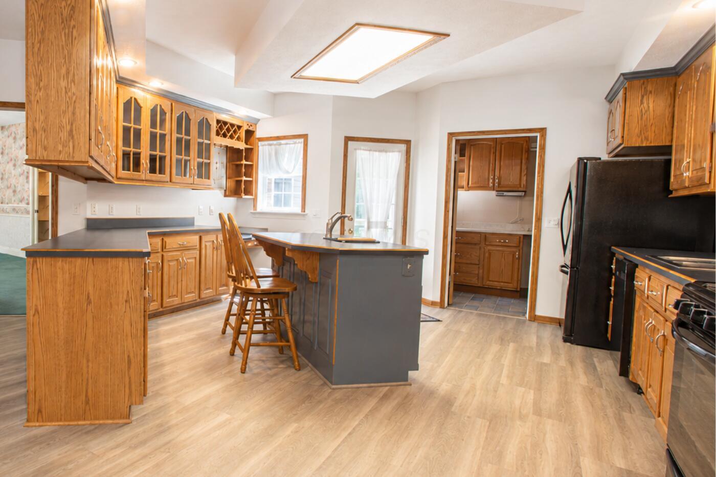 740 King Beach Drive Property Photo 28