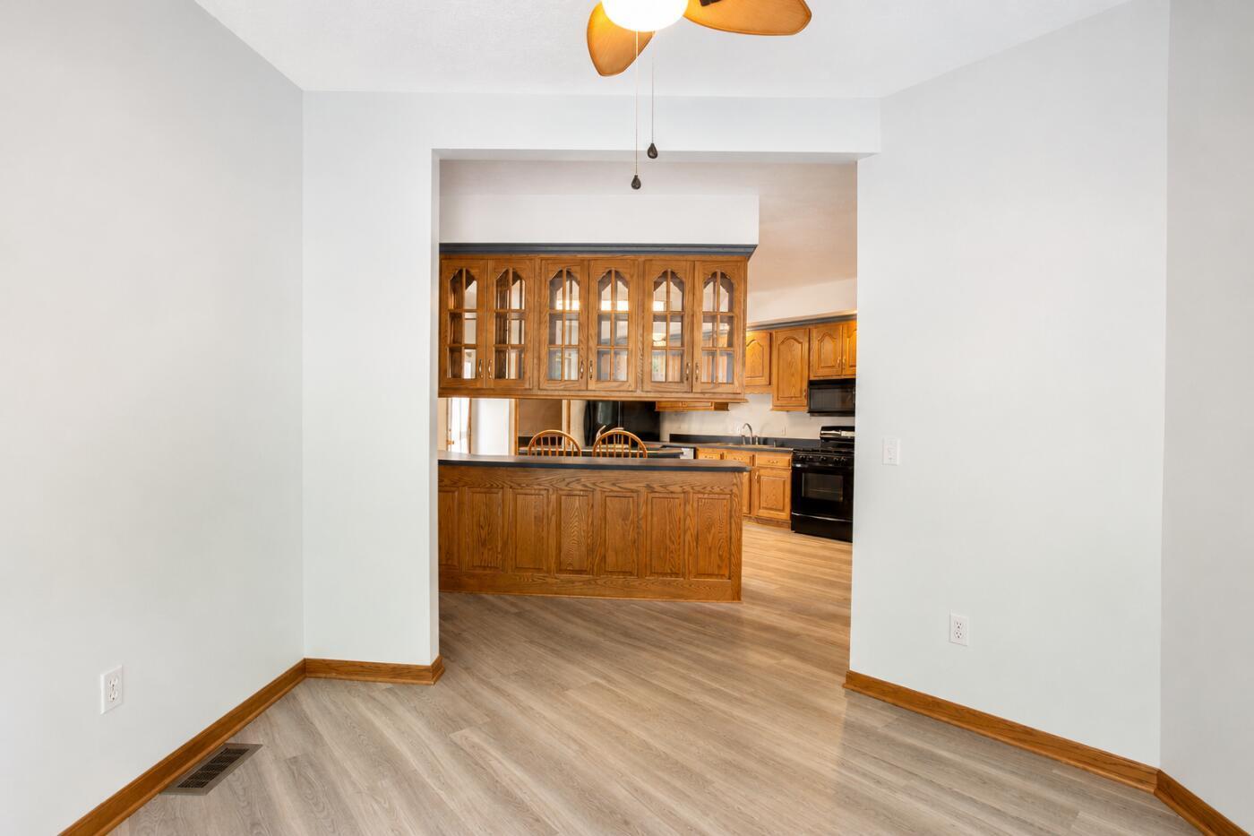 740 King Beach Drive Property Photo 33