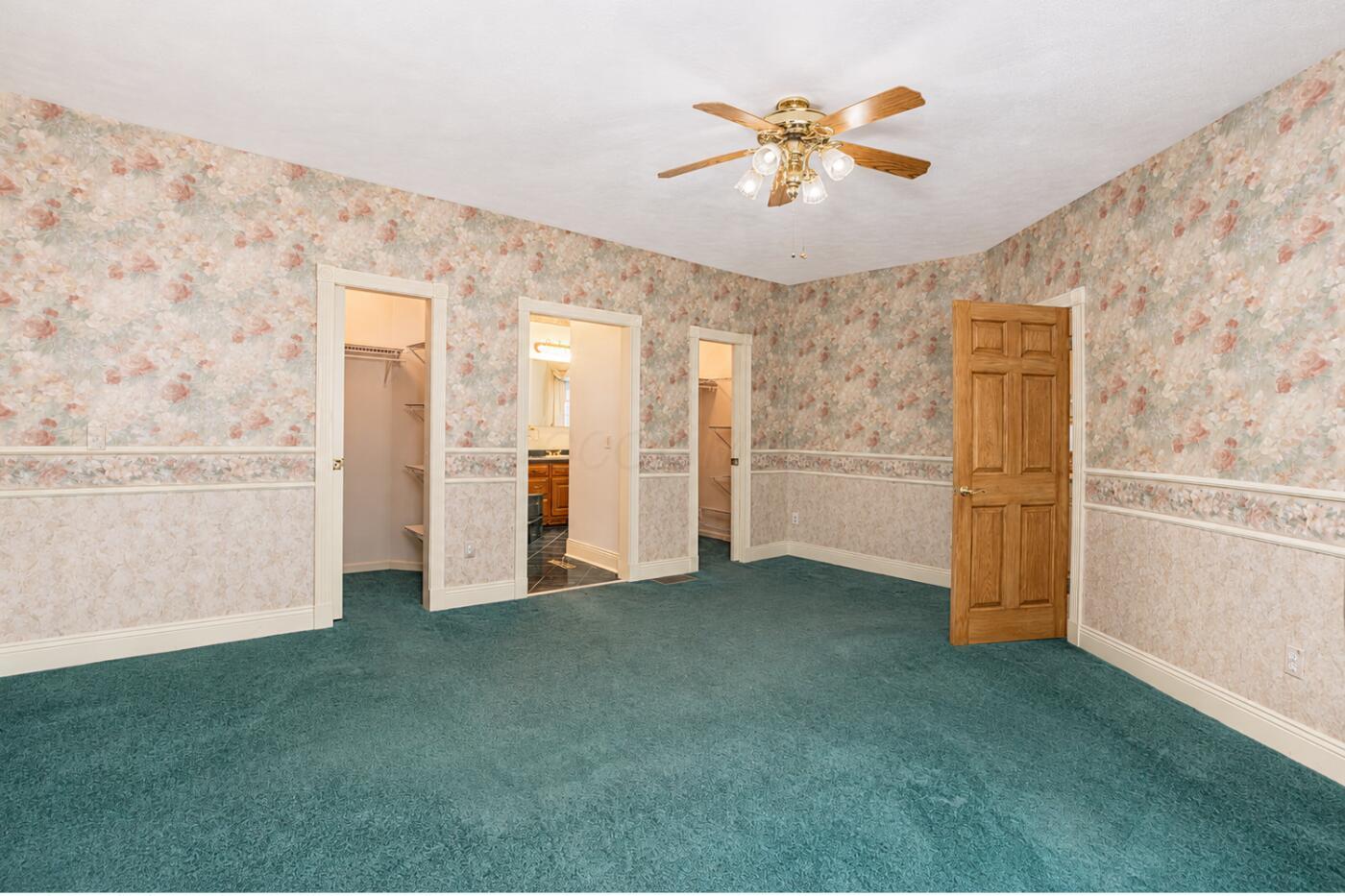 740 King Beach Drive Property Photo 37