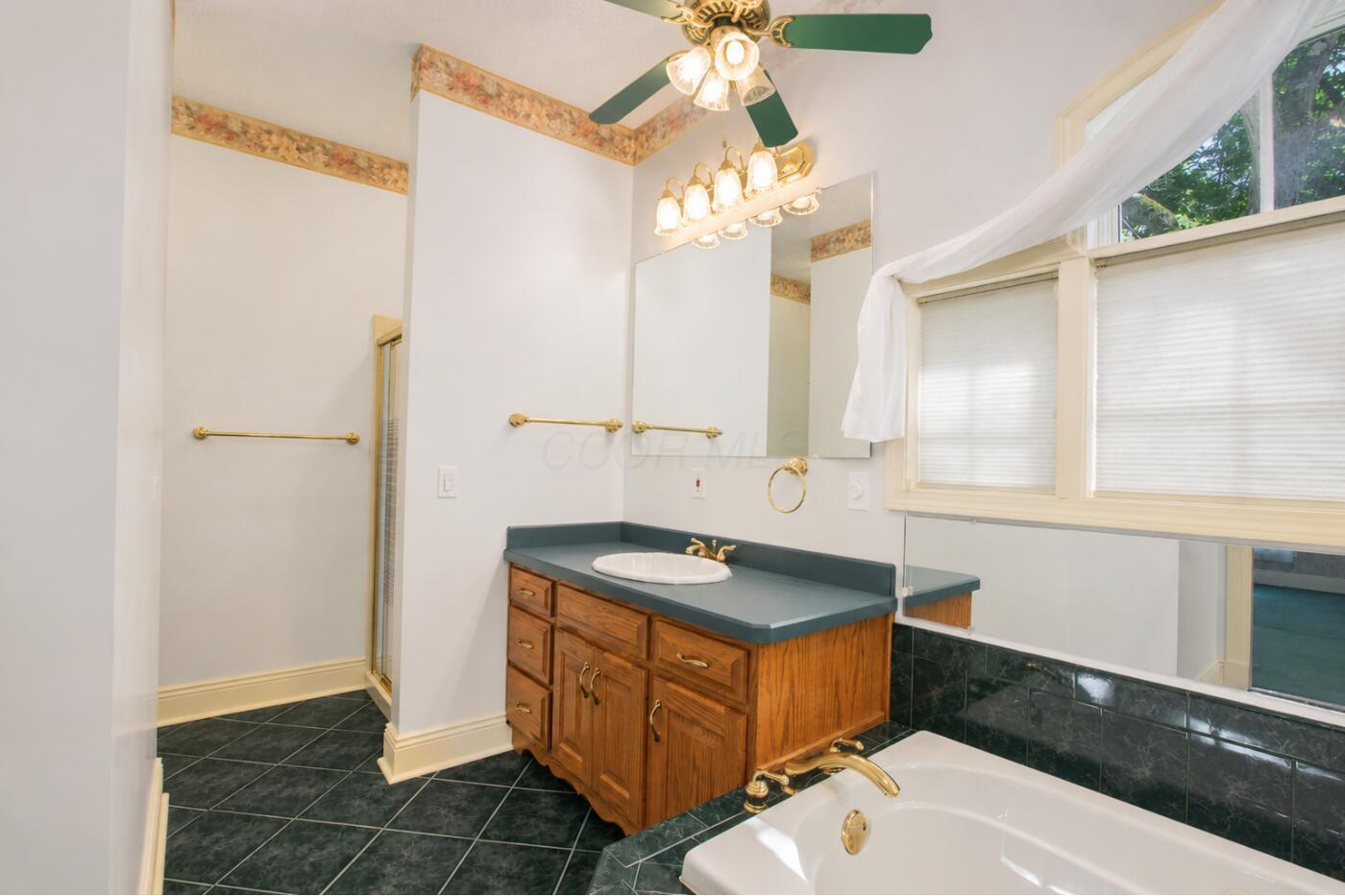 740 King Beach Drive Property Photo 41