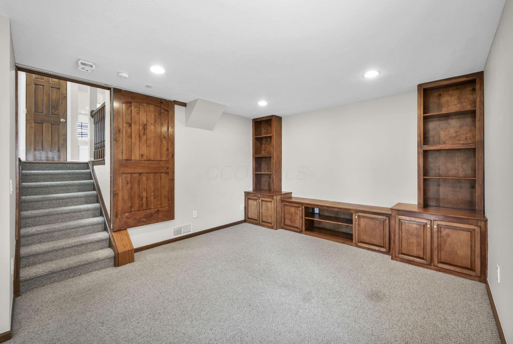 7242 Scioto Parkway Property Photo 25