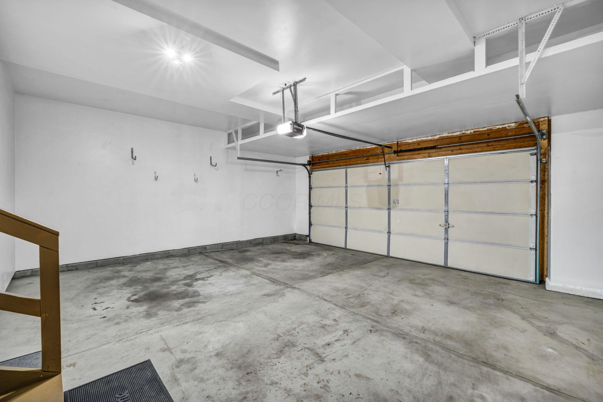 7242 Scioto Parkway Property Photo 28