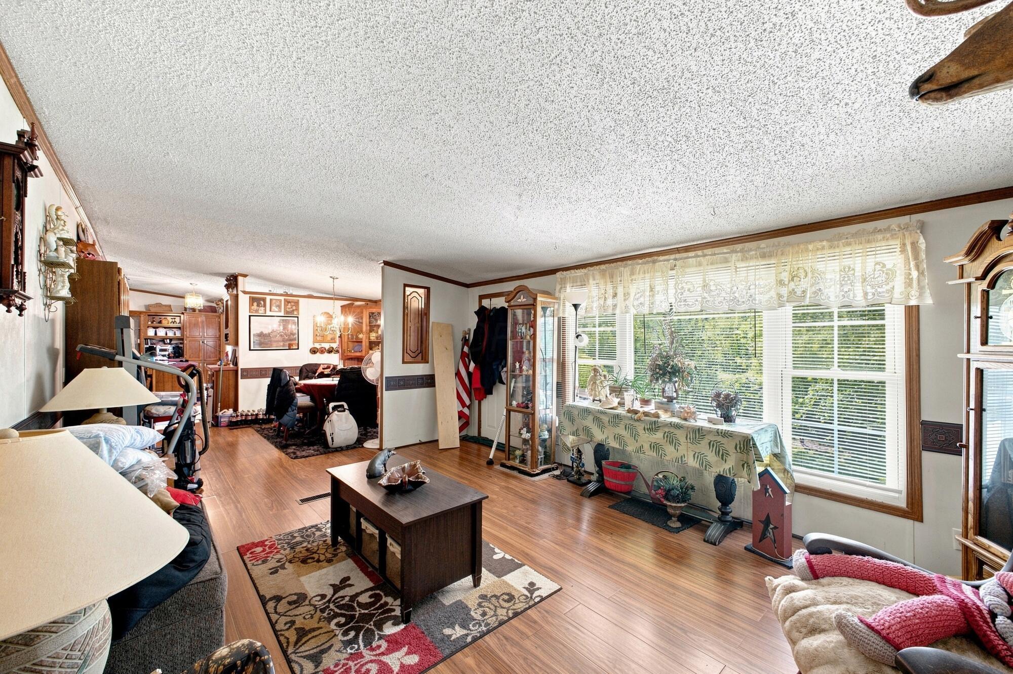 38 Patriot Road Property Photo 6