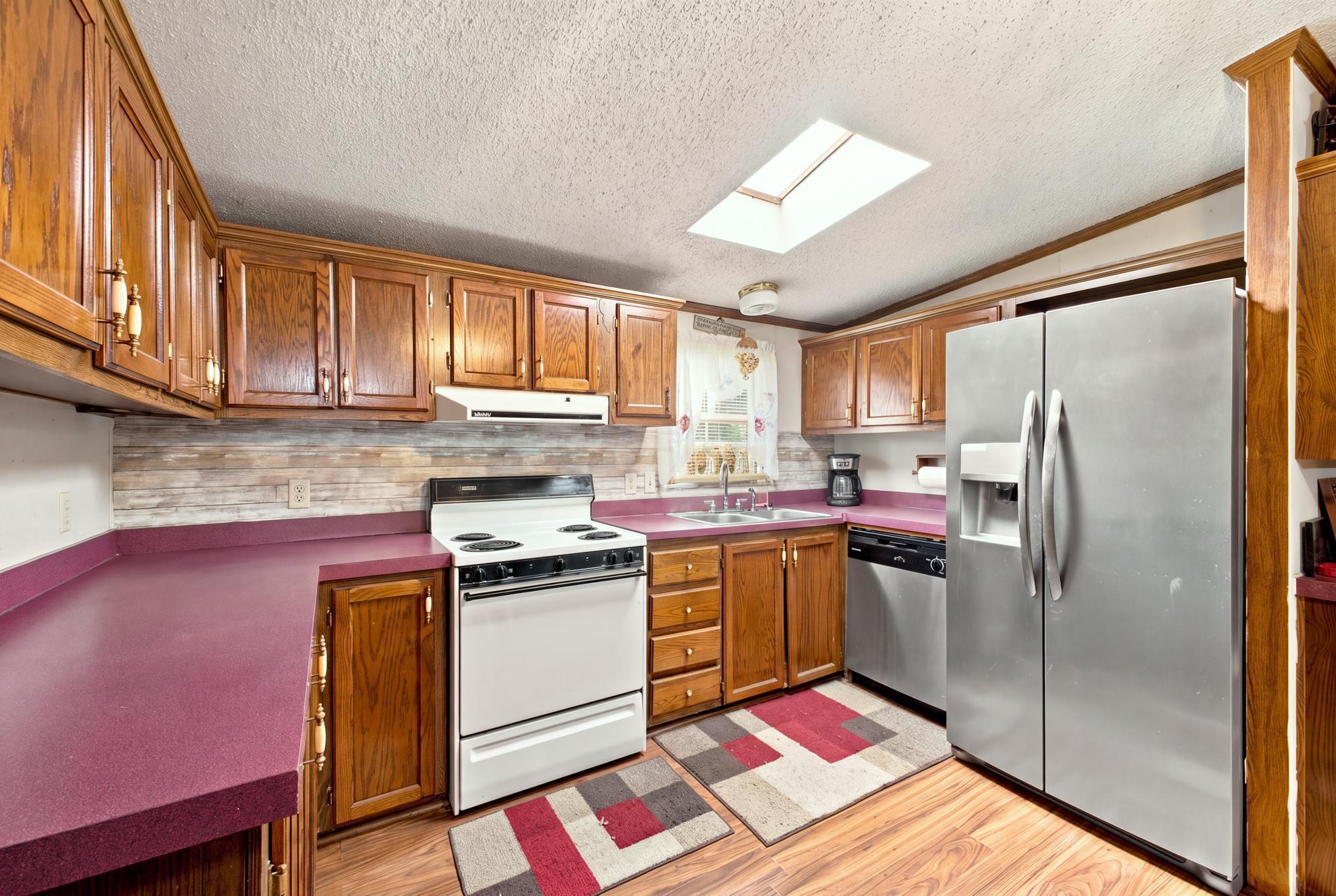 38 Patriot Road Property Photo 8