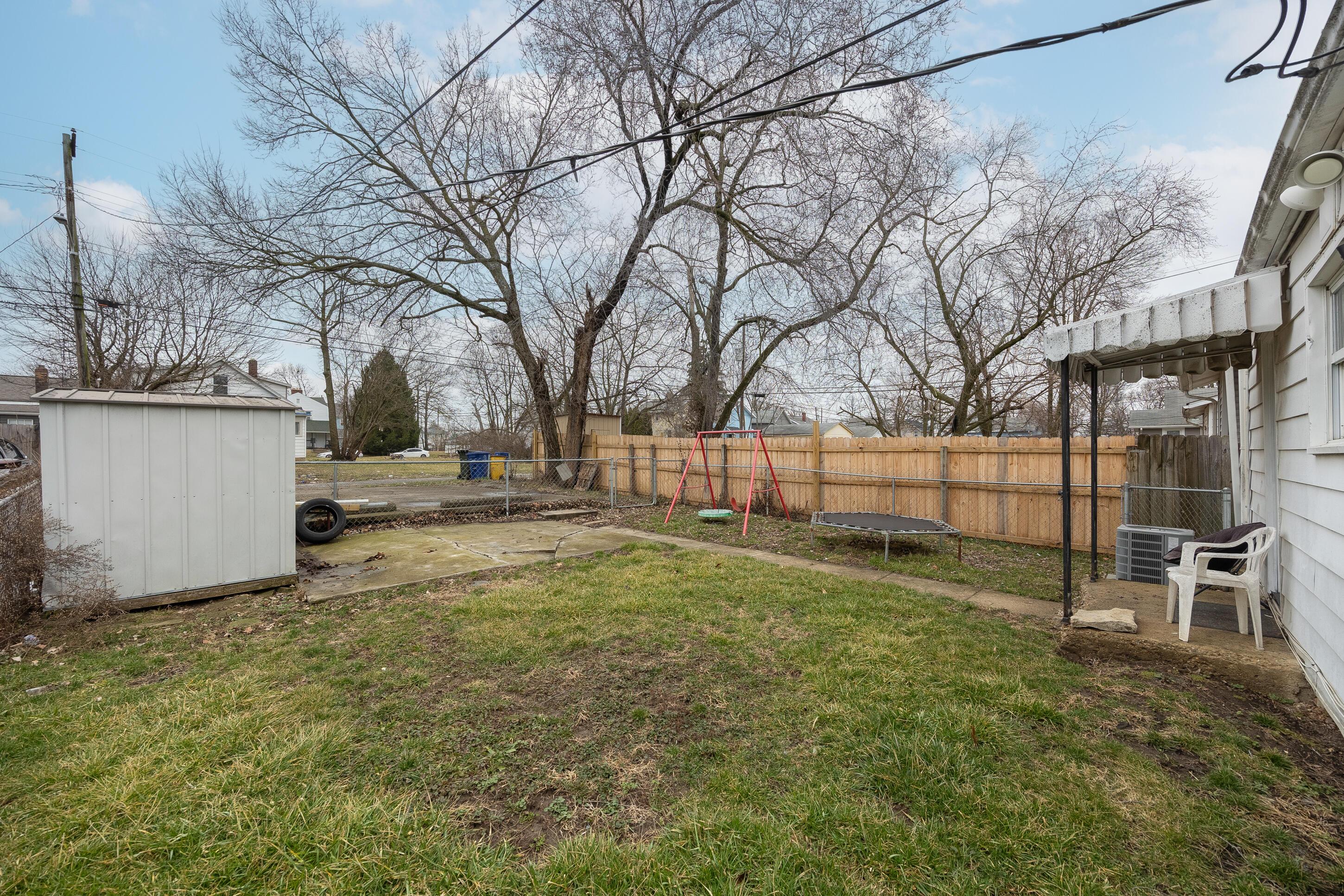 441 Catherine Street Property Photo 25