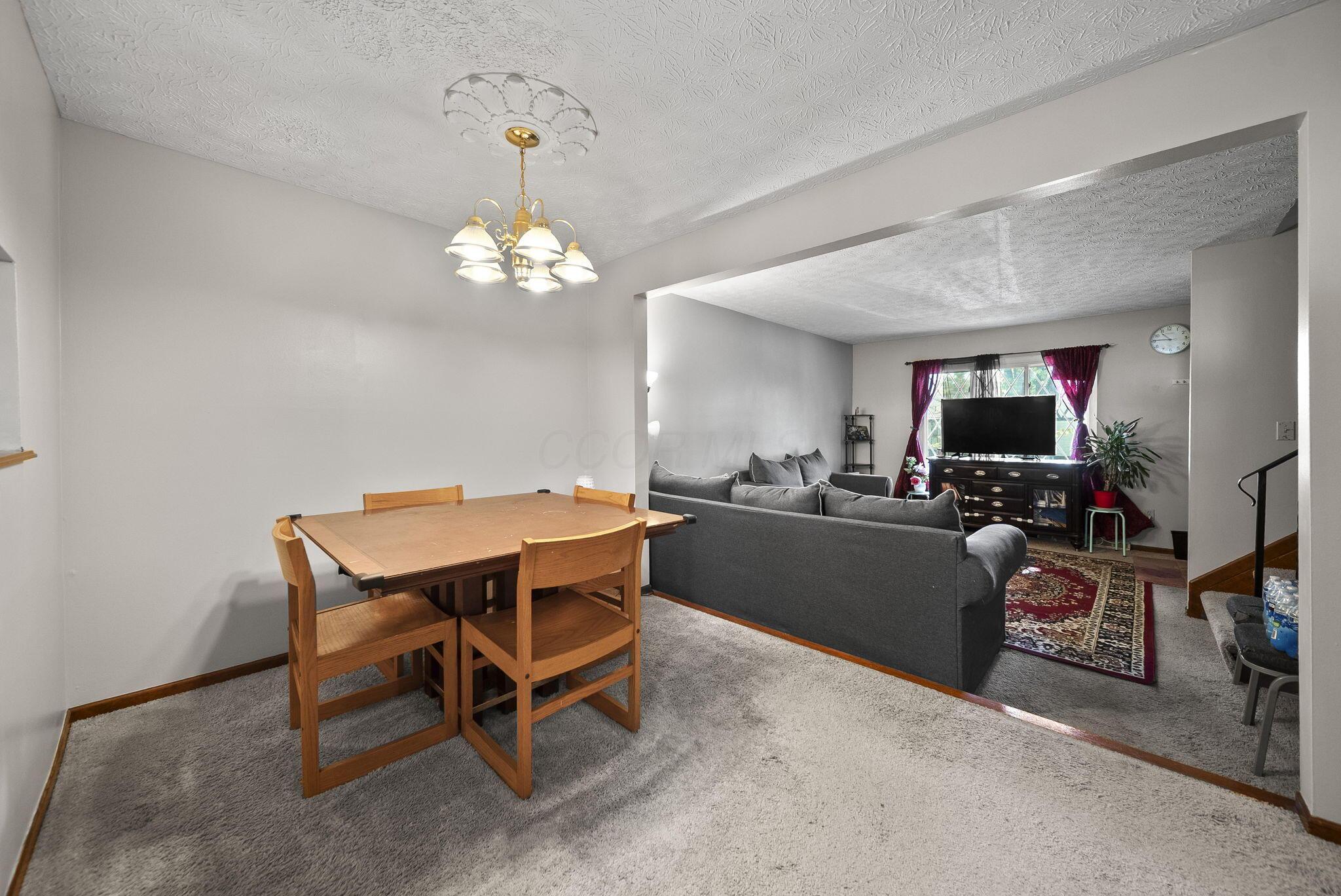 3032 Blendon Woods Boulevard Property Photo 9