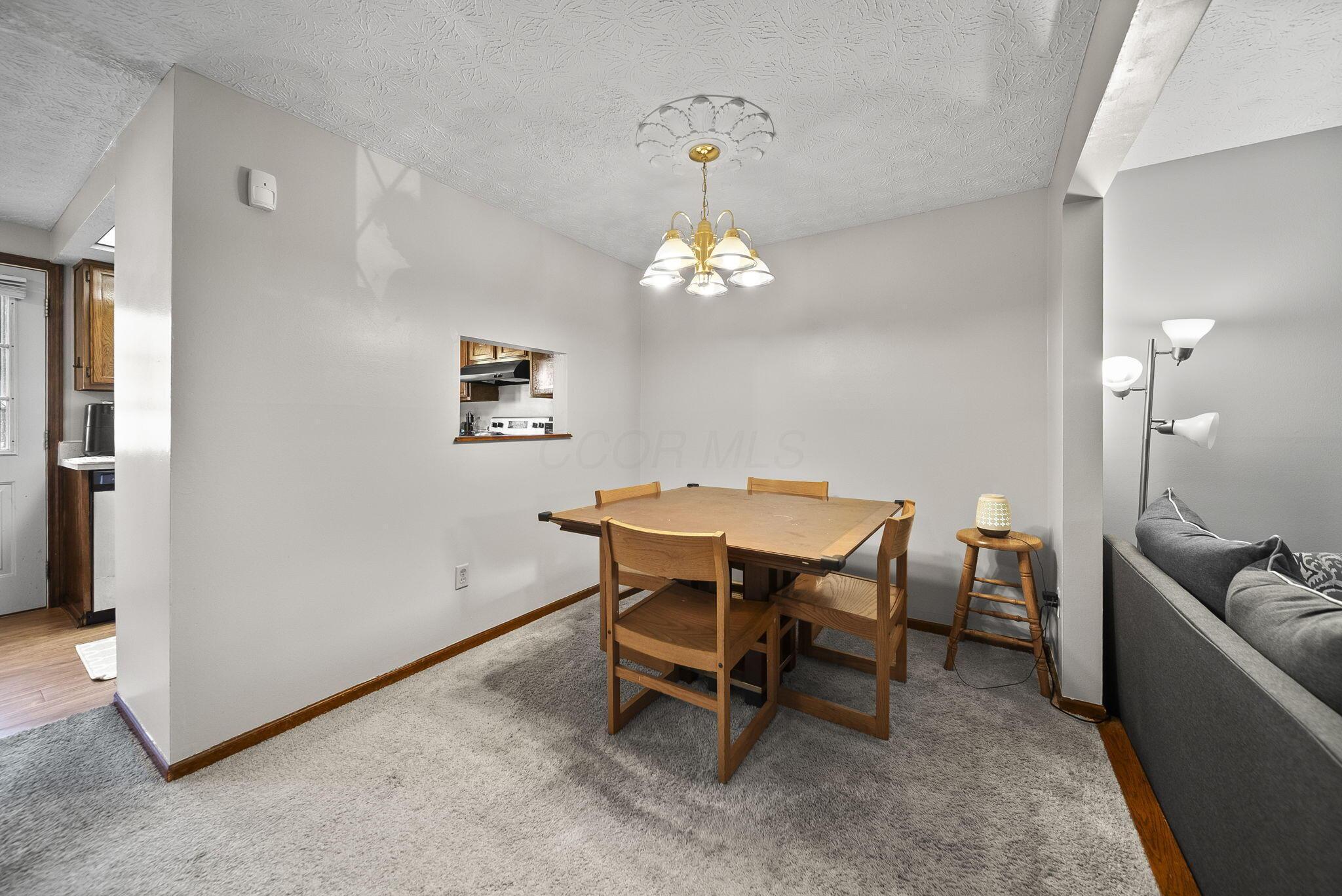 3032 Blendon Woods Boulevard Property Photo 10