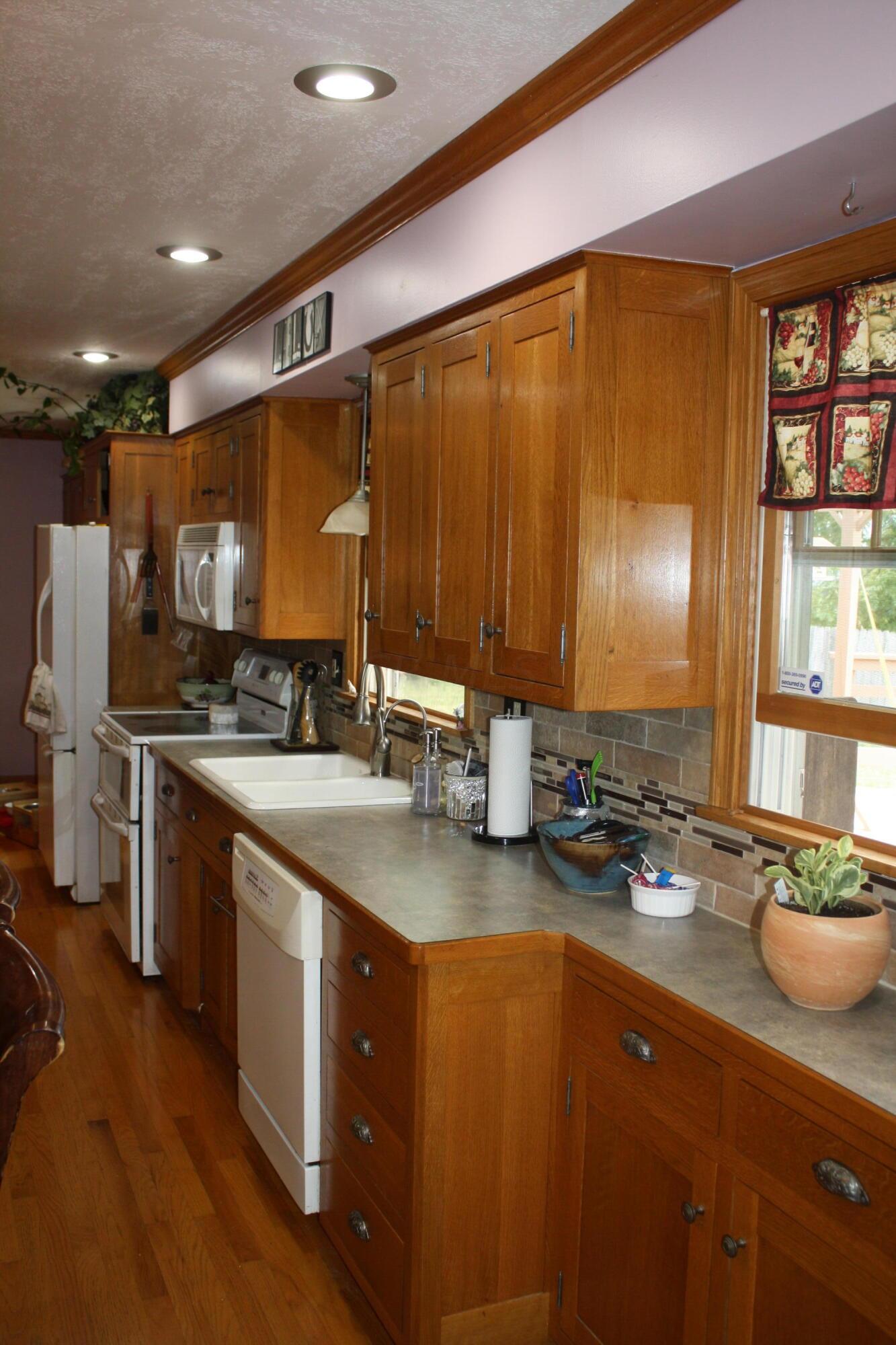 2545 Scott Court Property Photo 14