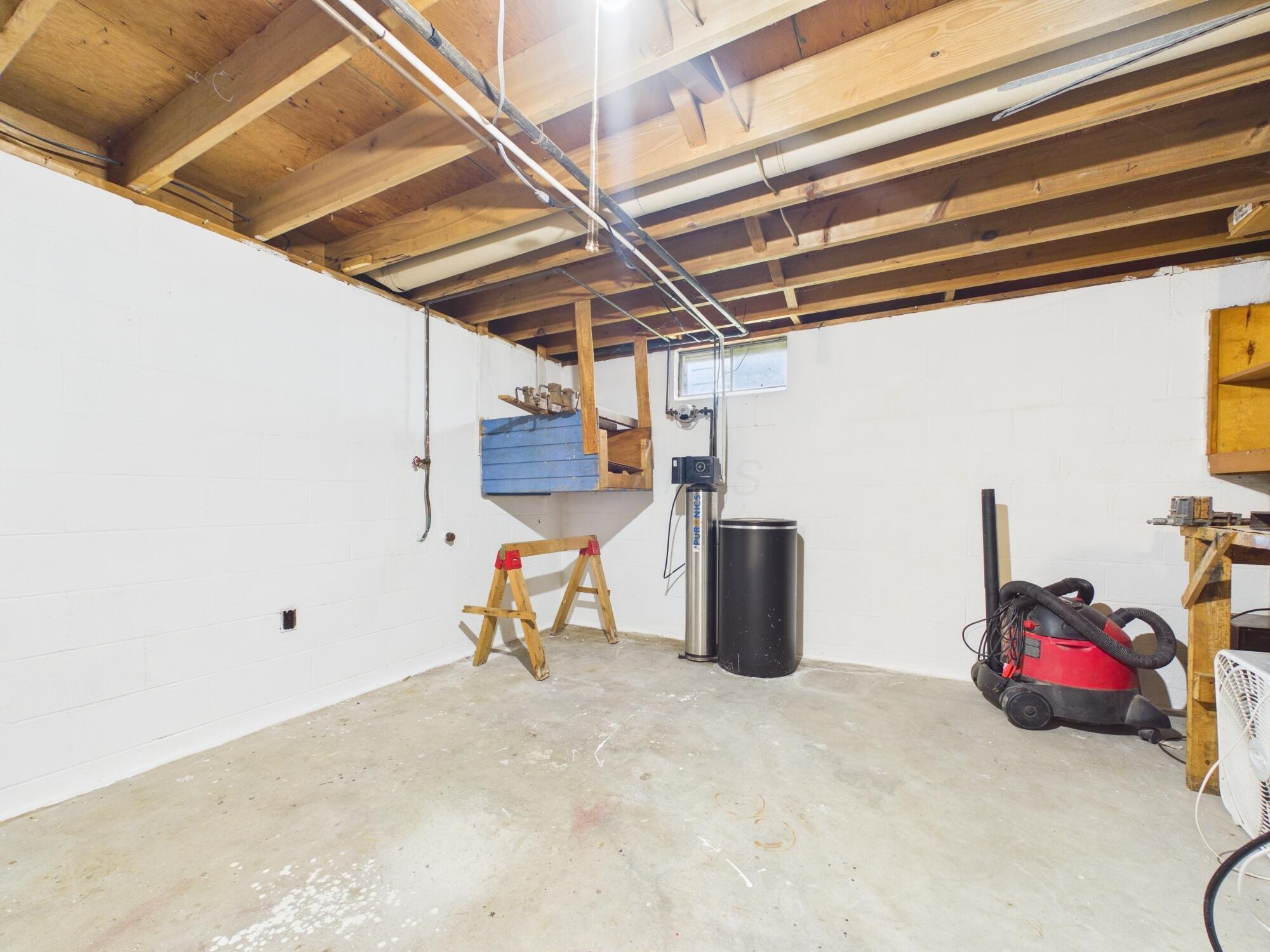 129 Kanawha Road Property Photo 45