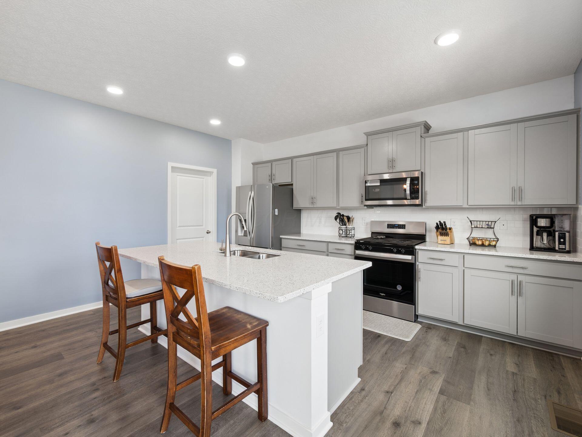 721 Leslie Drive Property Photo 12