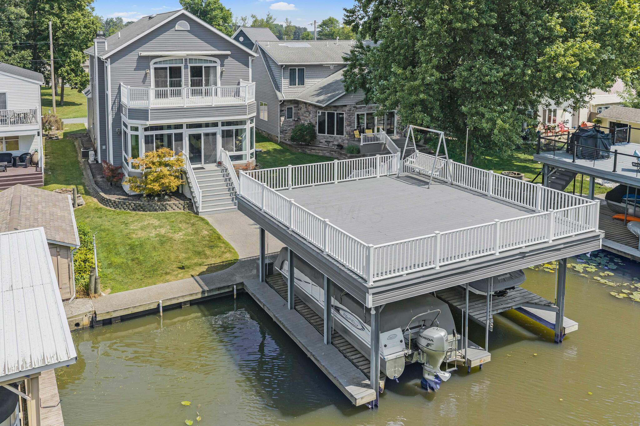 9281 Willow View Drive