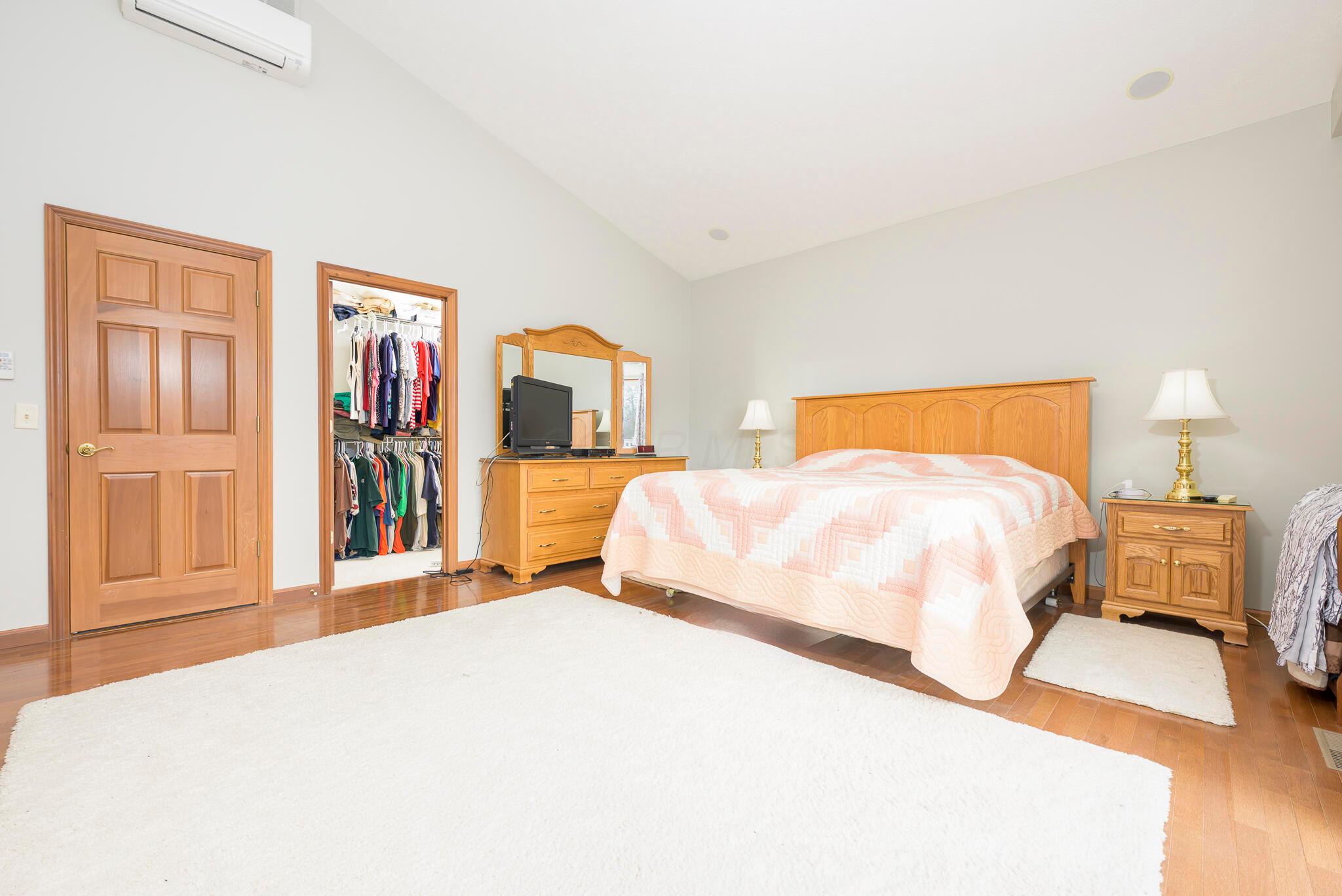 9281 Willow View Drive Property Photo 32