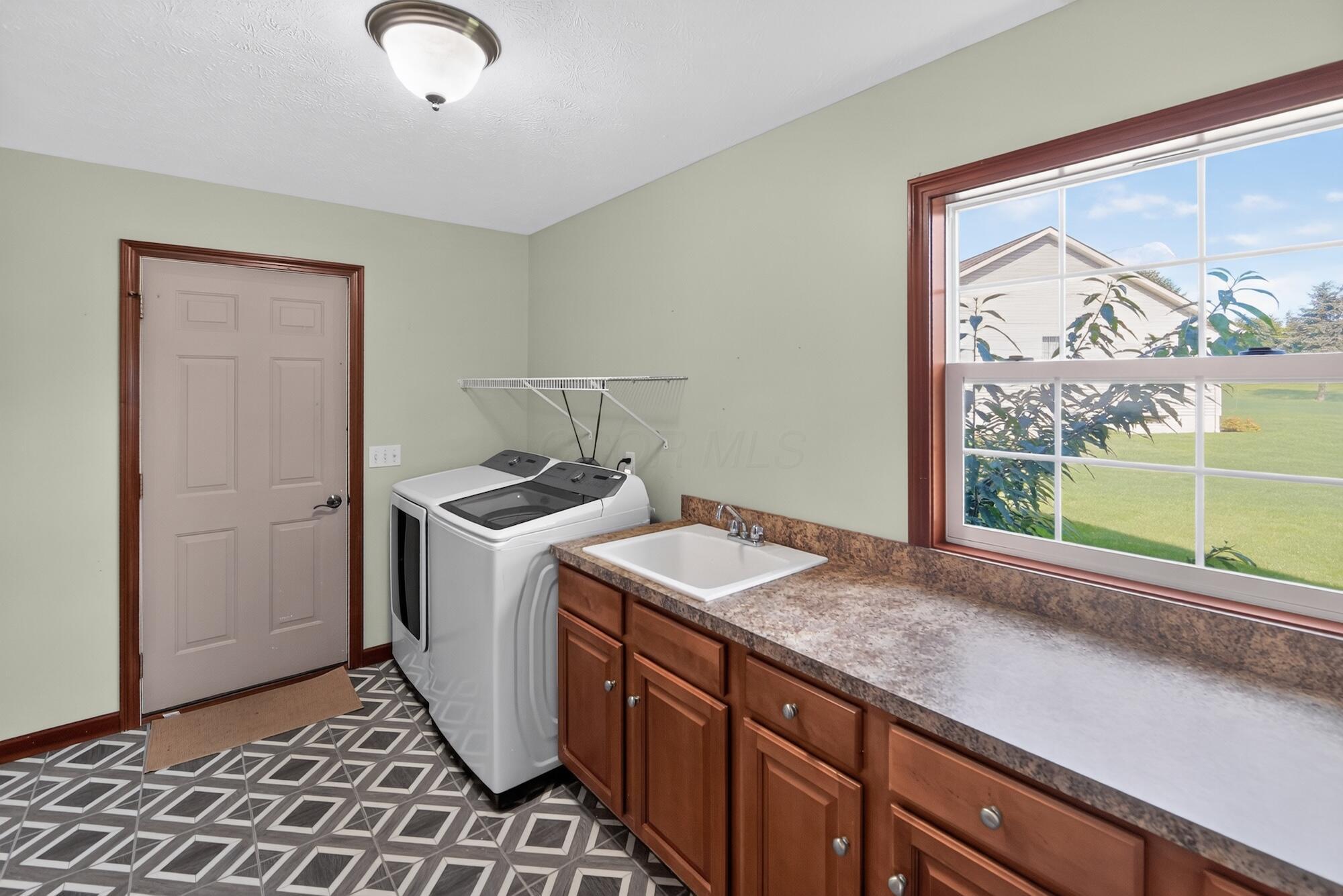 4 Compass Point Court Property Photo 15