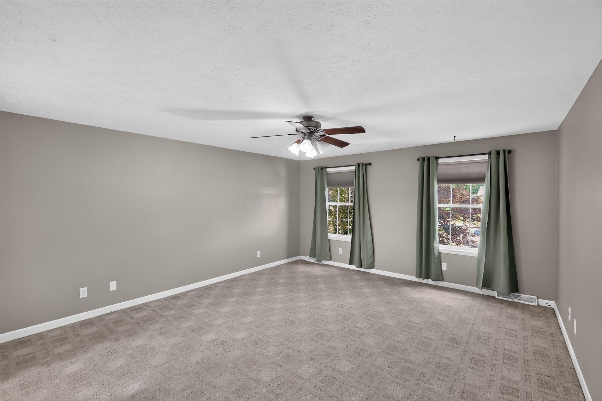 4 Compass Point Court Property Photo 17