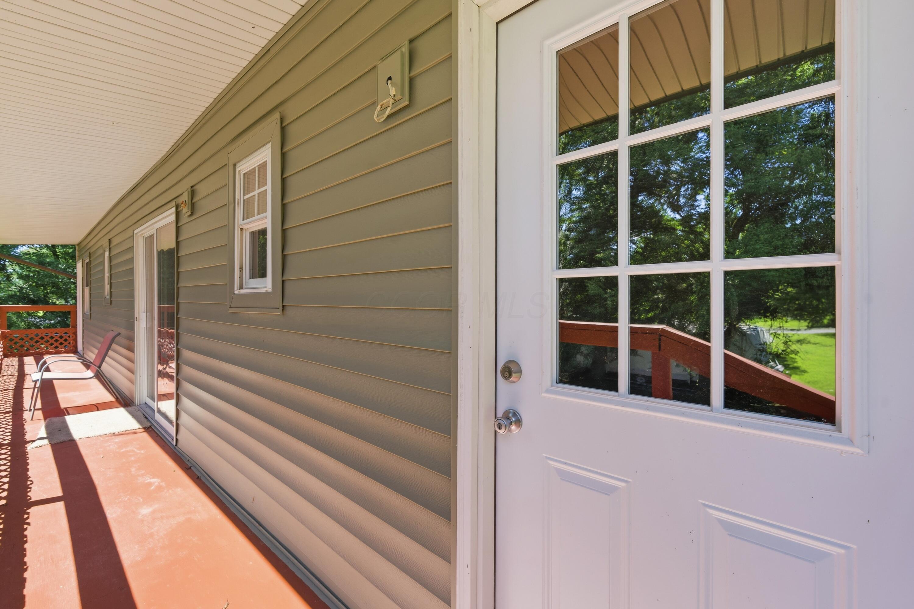 226033024 Property Photo 9