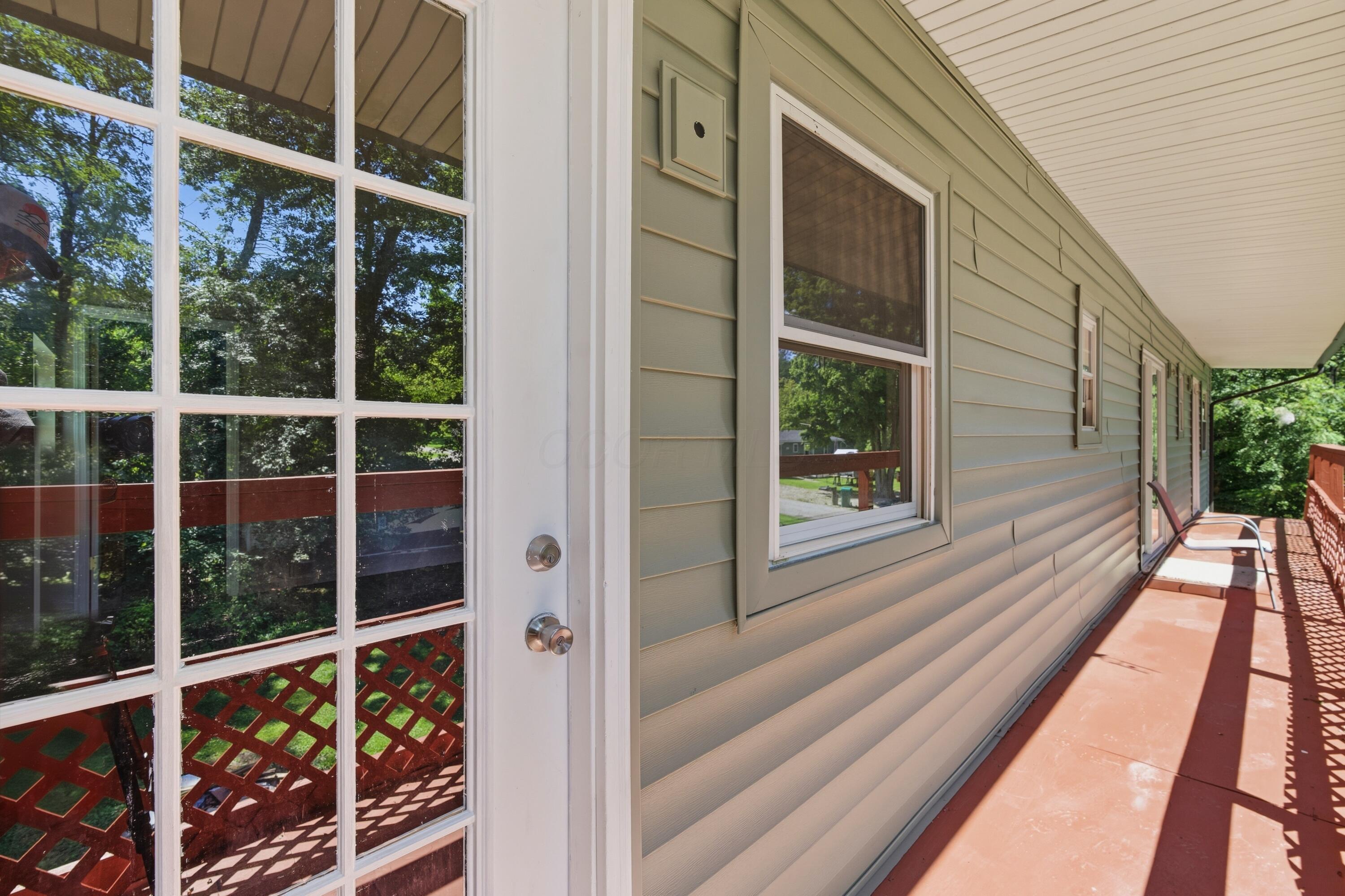 226033024 Property Photo 10