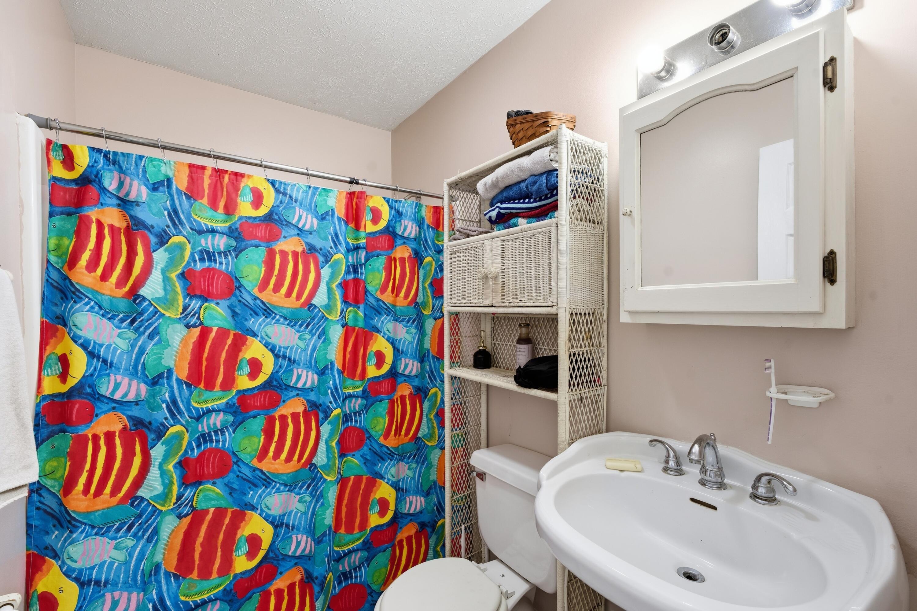 226033024 Property Photo 38