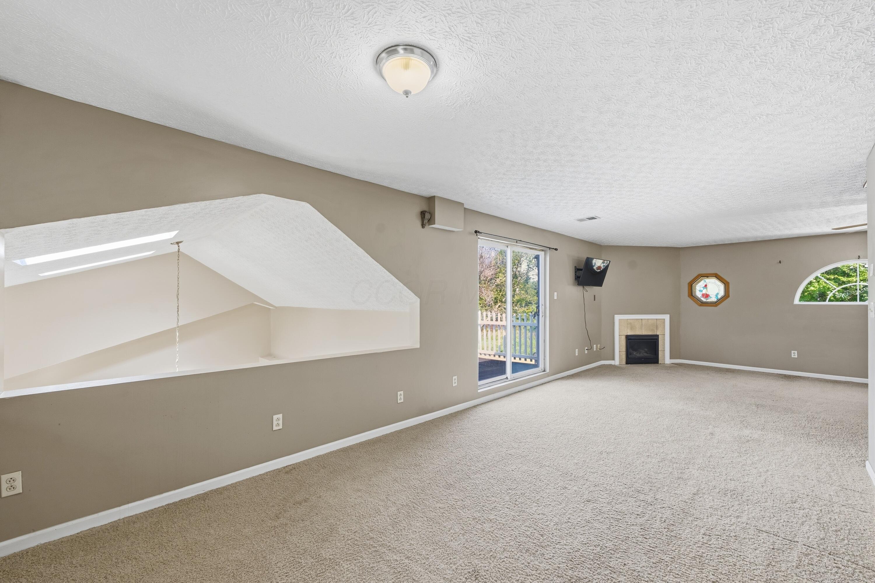 226033024 Property Photo 51