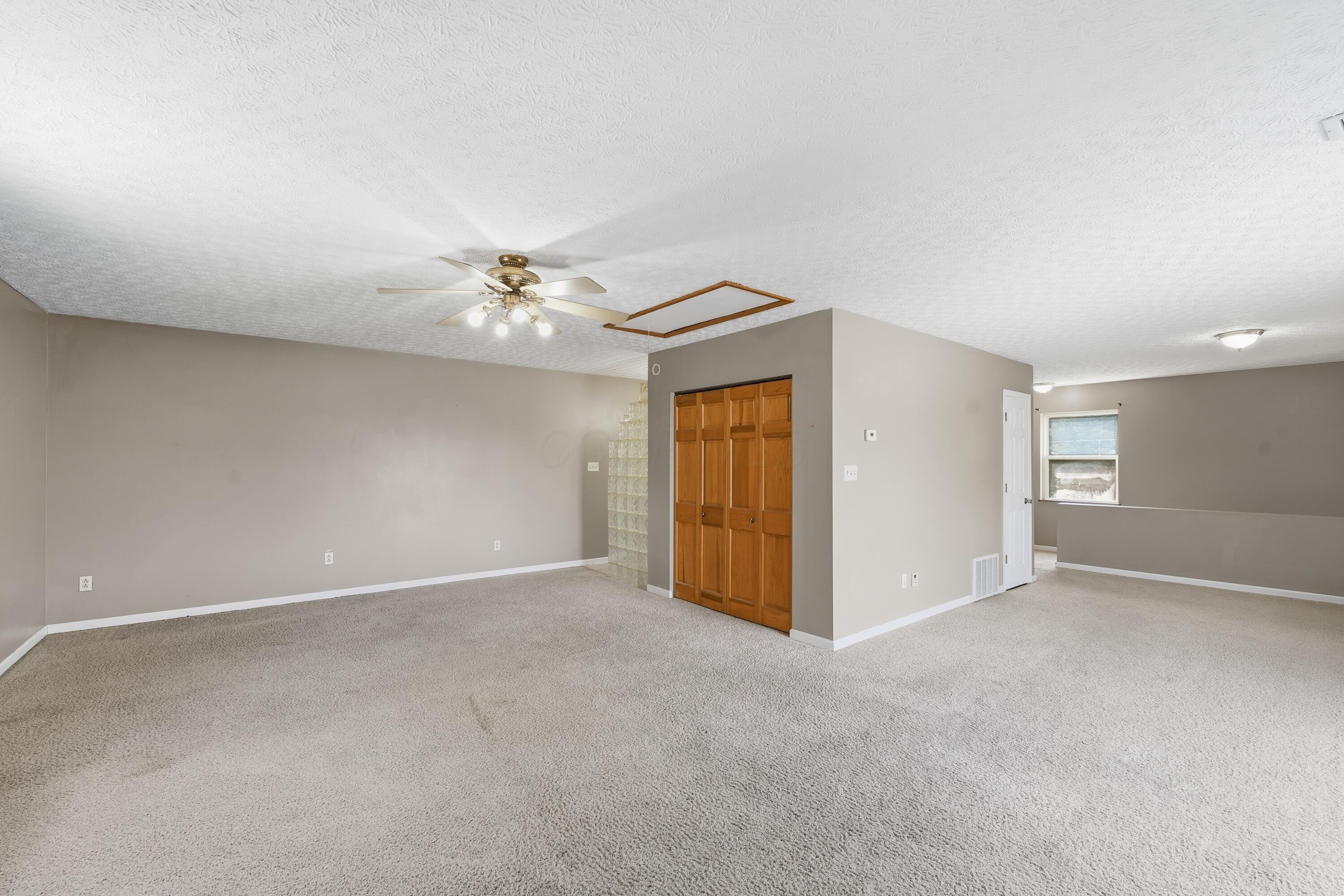 226033024 Property Photo 52