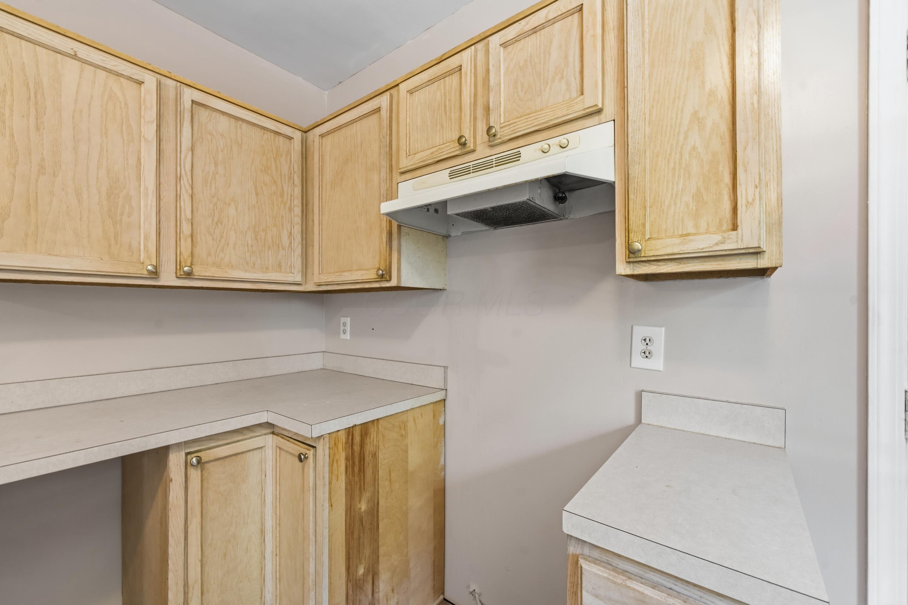 226033024 Property Photo 60