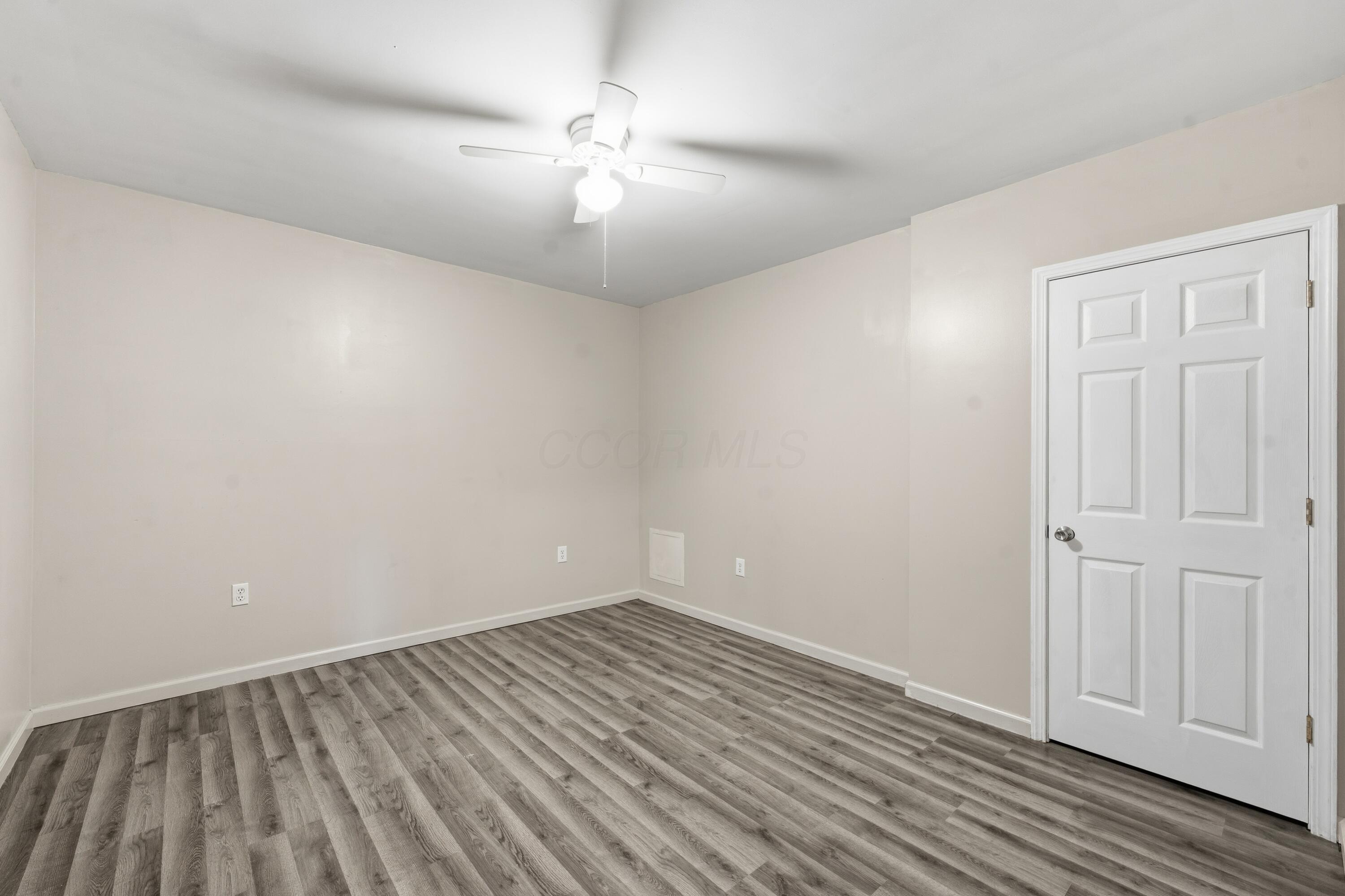 226033024 Property Photo 63