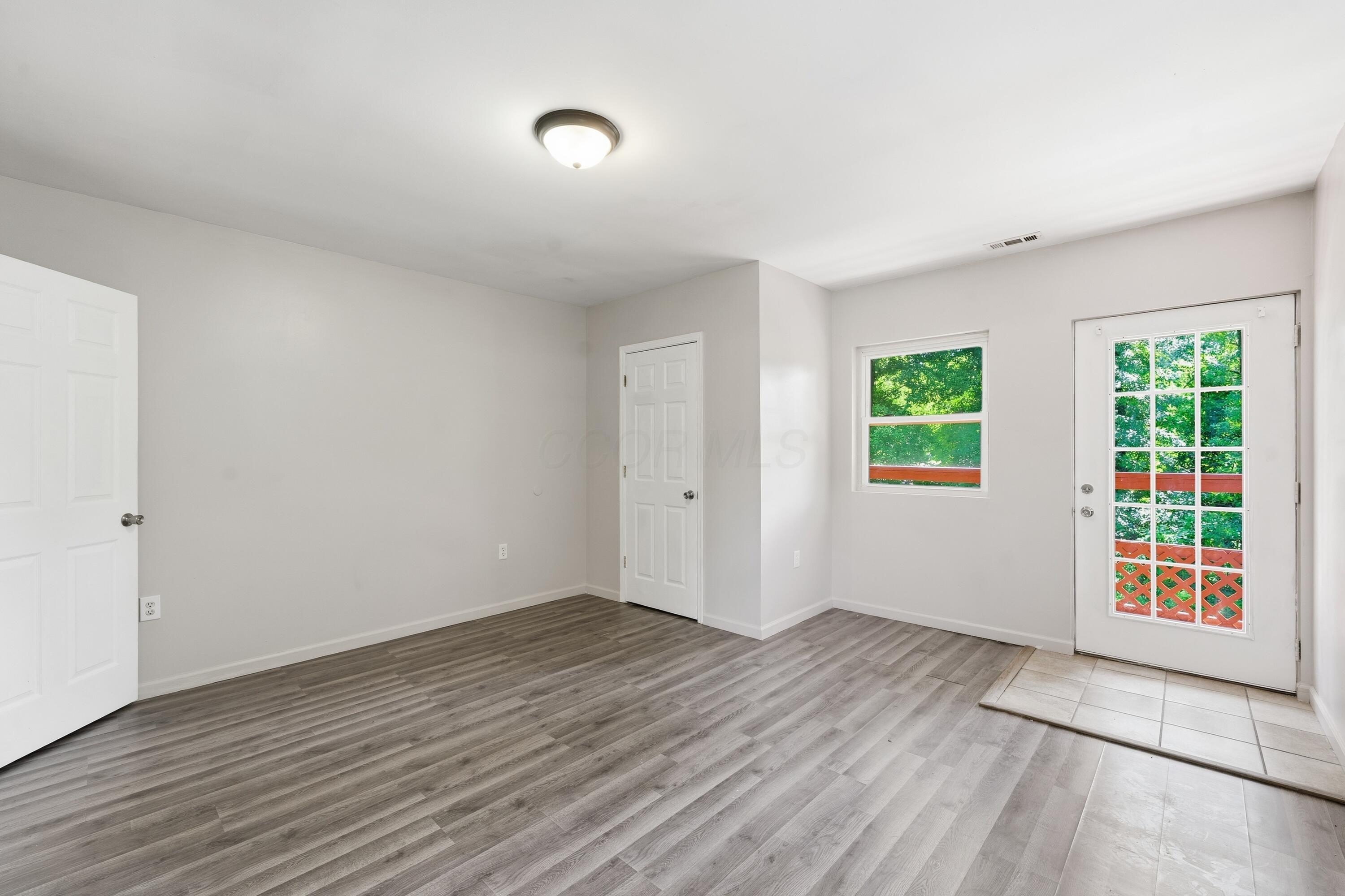 226033024 Property Photo 66