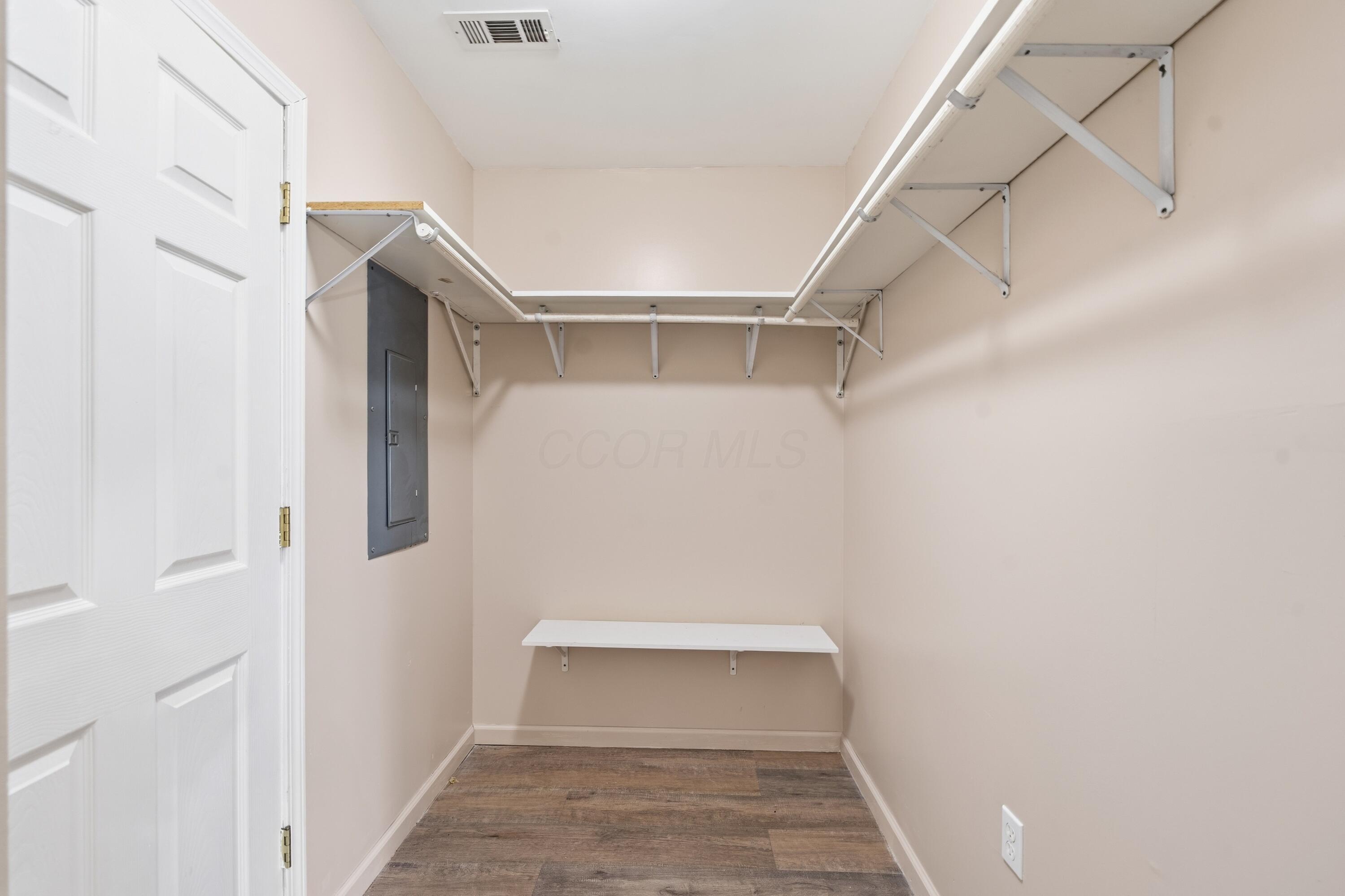 226033024 Property Photo 71