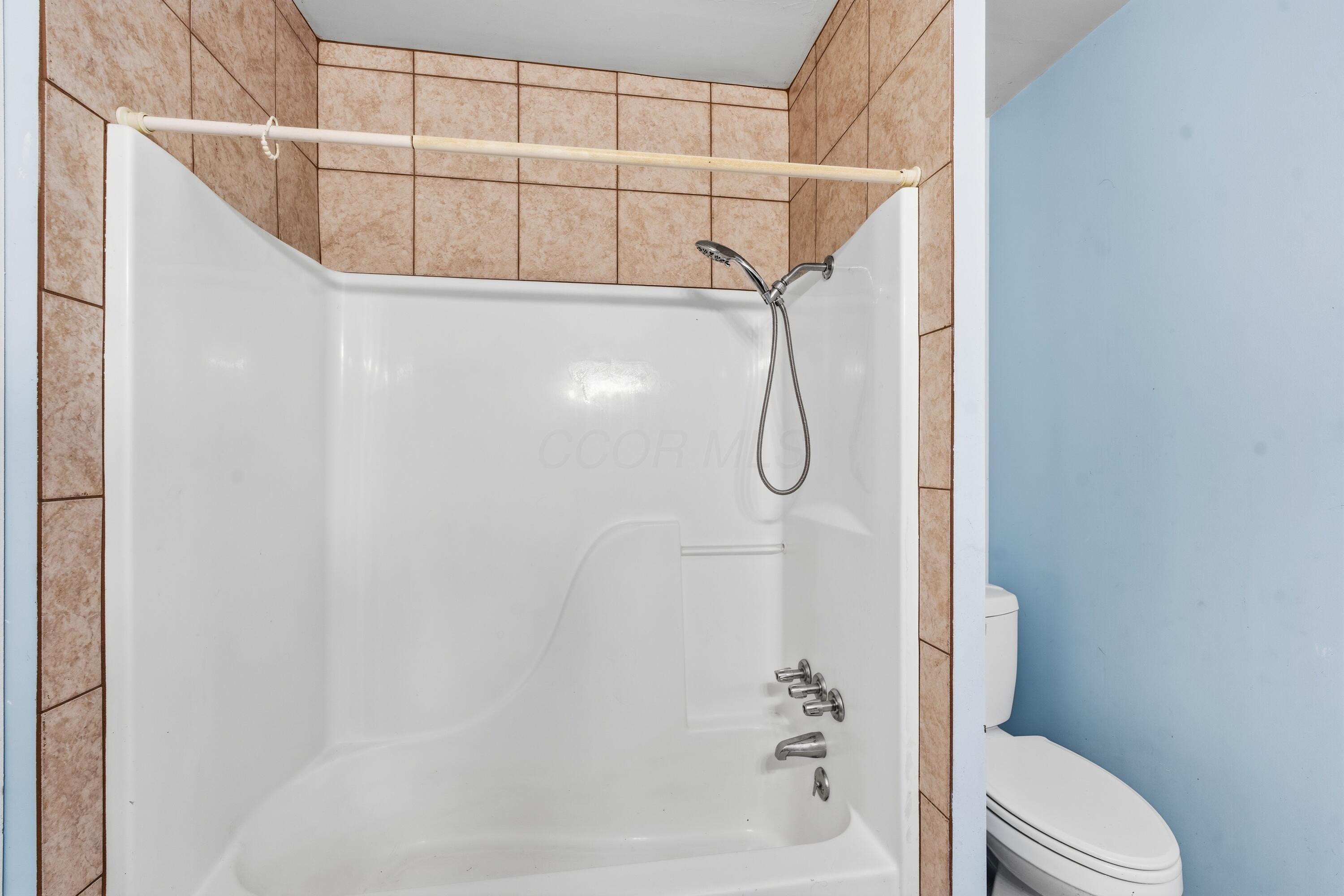 226033024 Property Photo 73