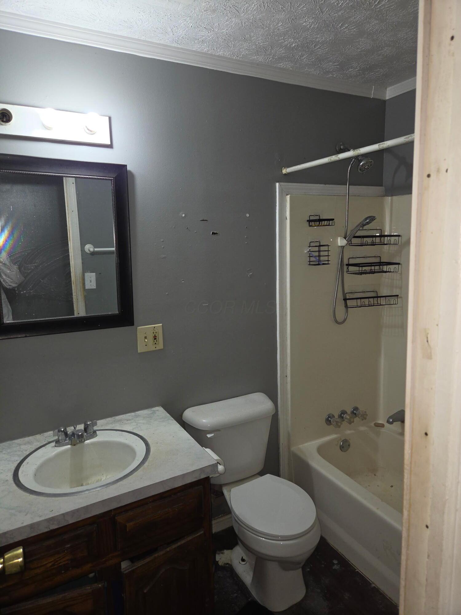 1646 Striebel Road Property Photo 2