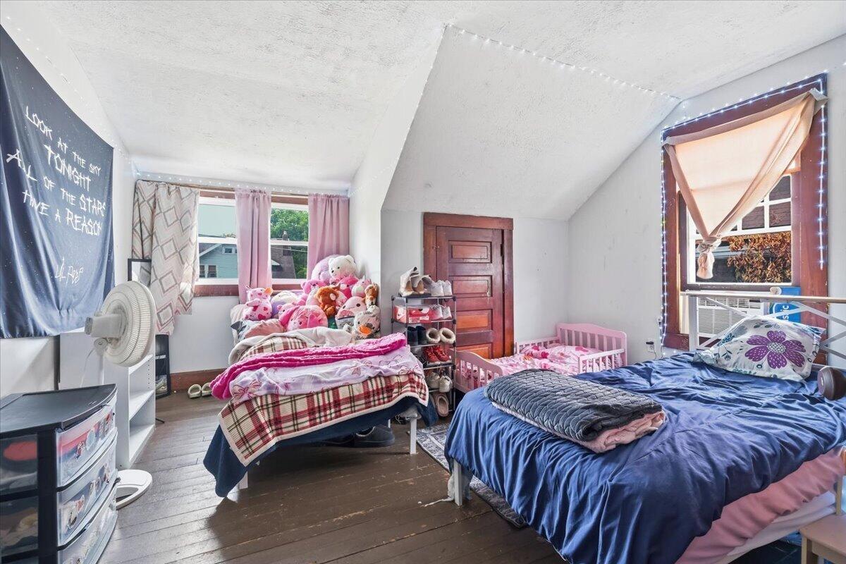 30 Helen Avenue Property Photo 8