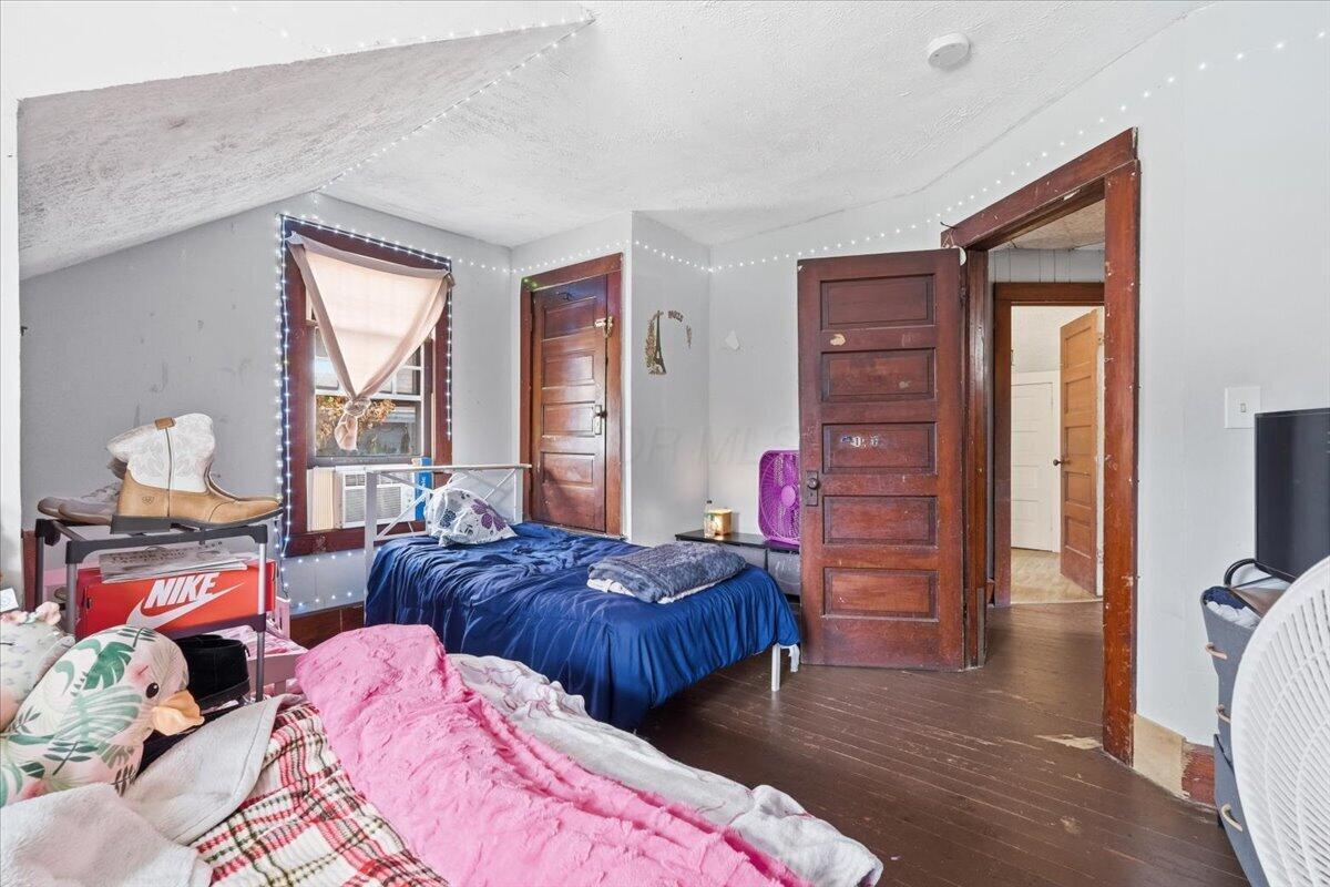 30 Helen Avenue Property Photo 9