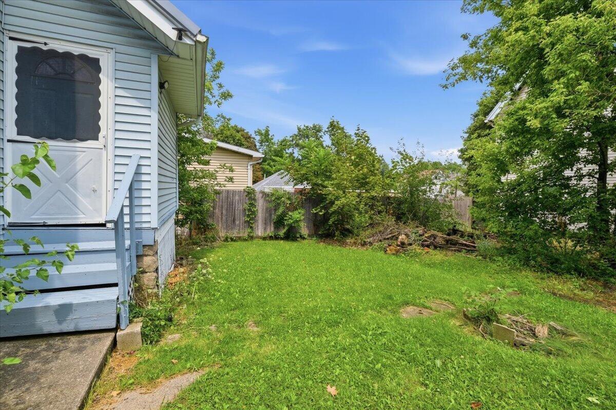 30 Helen Avenue Property Photo 18