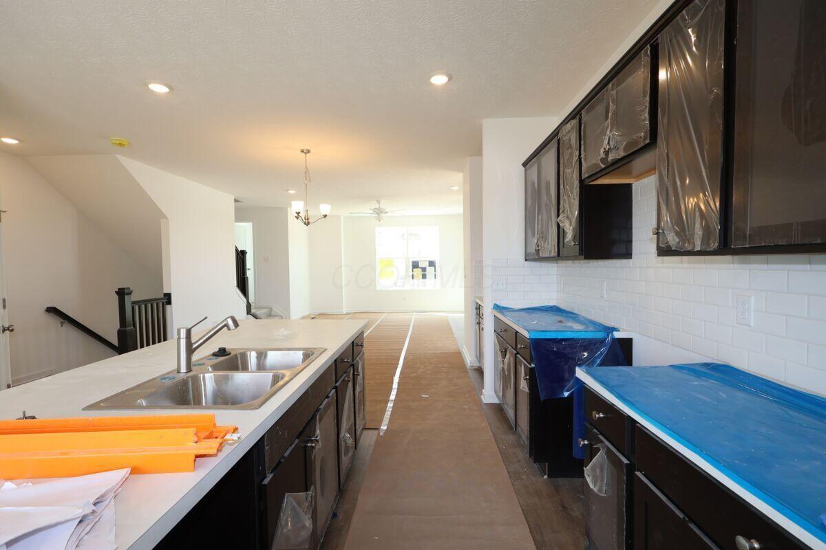 9224 Mount Drum Alley Property Photo 6