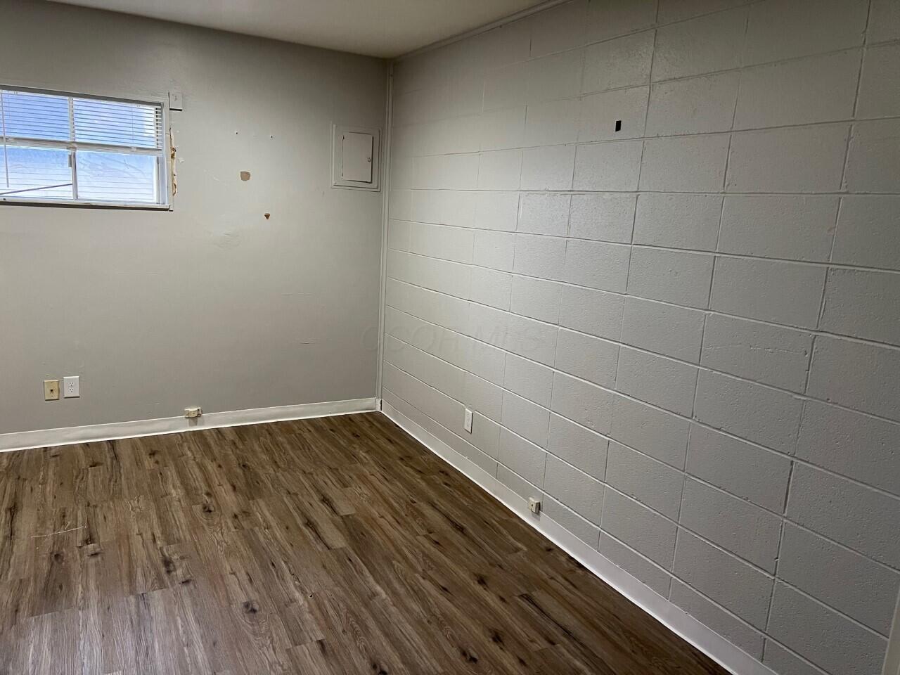 317 Clarendon Avenue Property Photo 6
