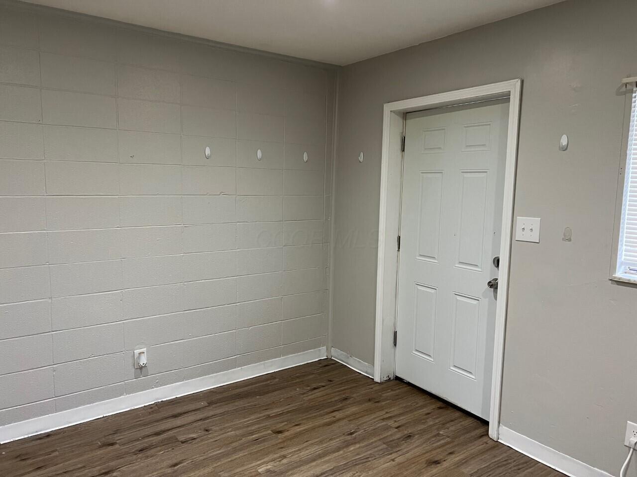 317 Clarendon Avenue Property Photo 7