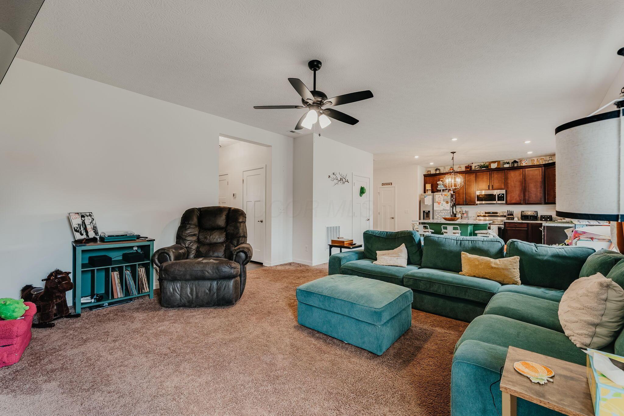 48 Thoreau Drive Property Photo 12