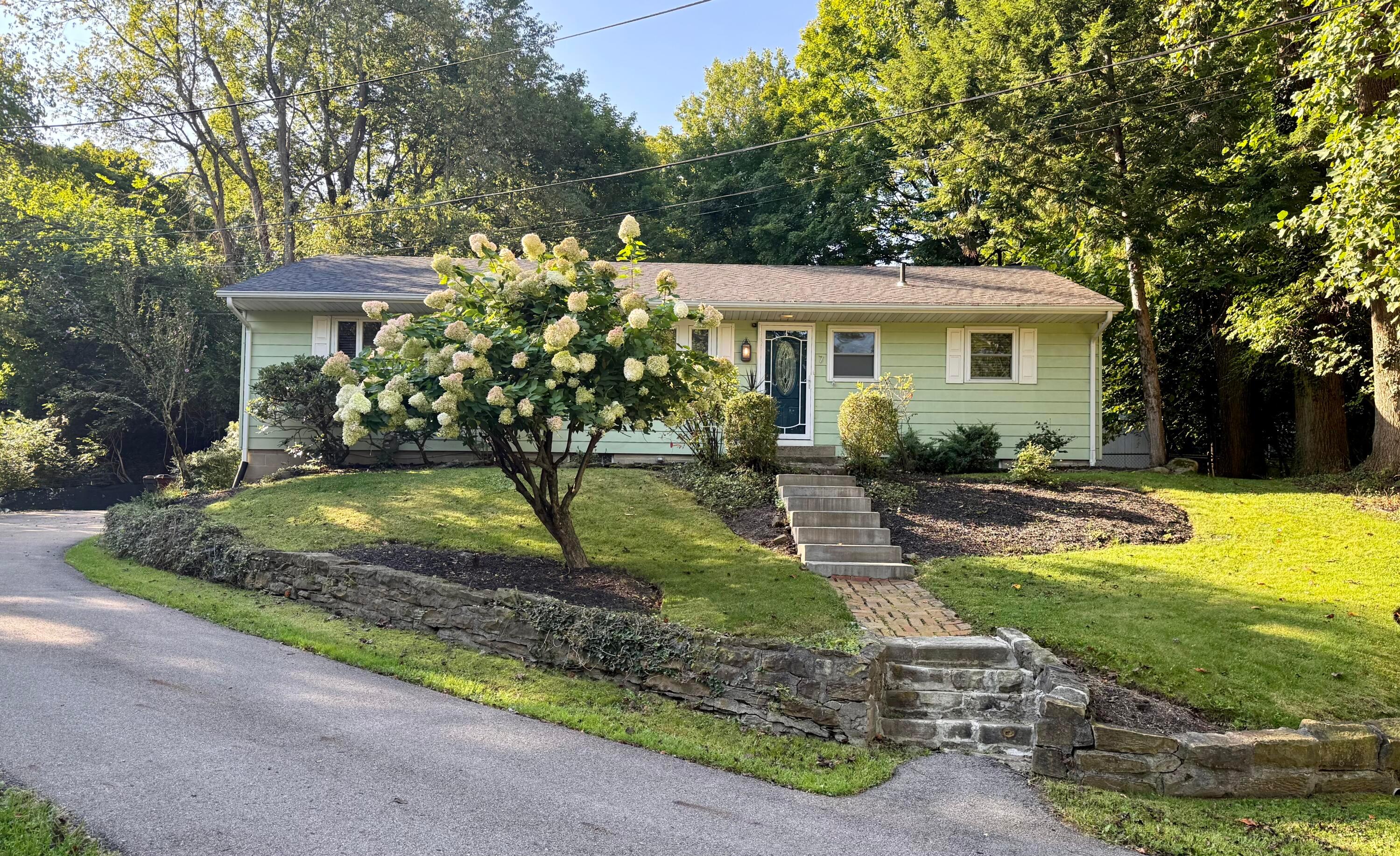7 Samson Court Property Photo 1