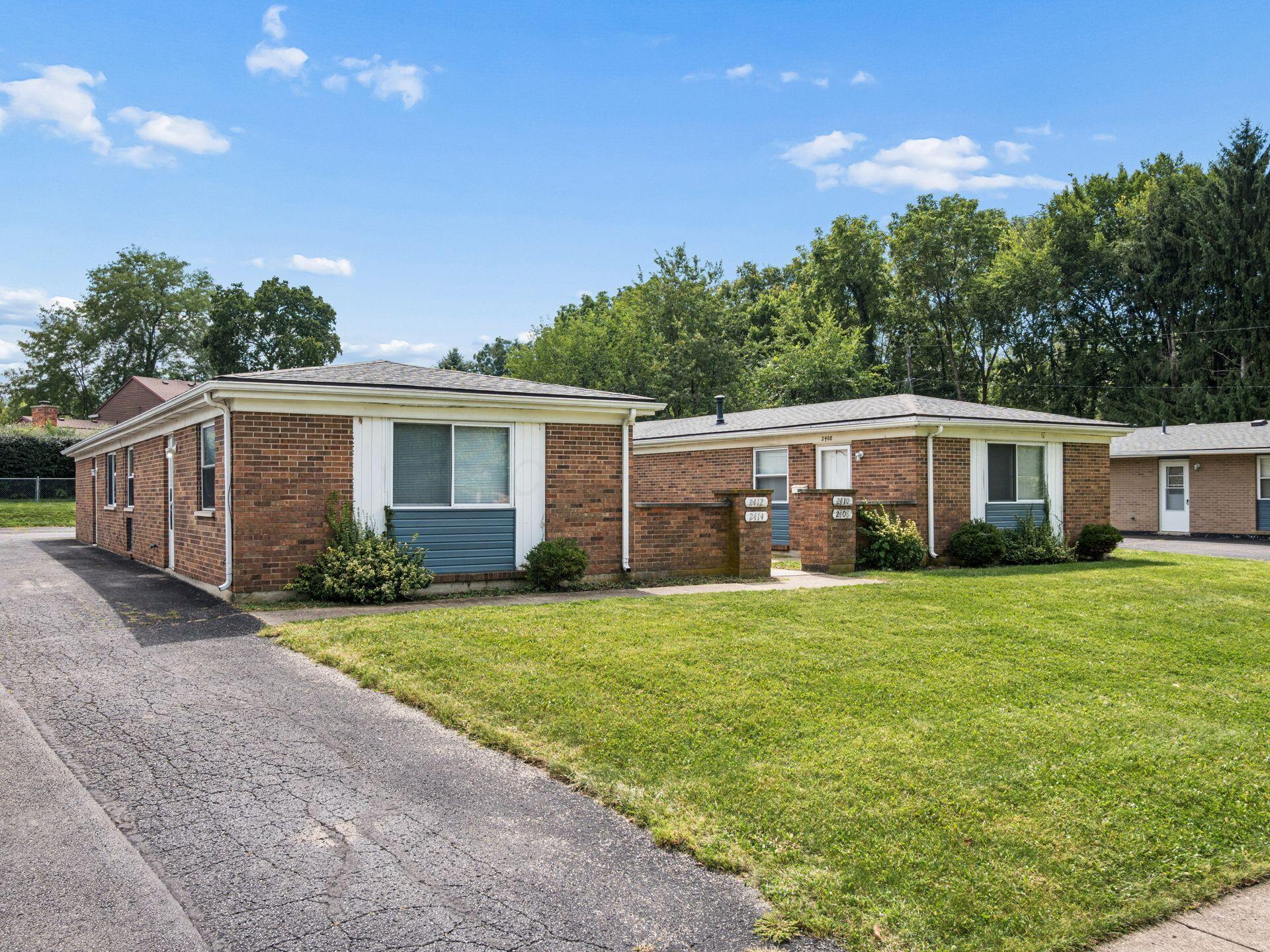 2408-2414 Red Coach Drive Property Photo 2