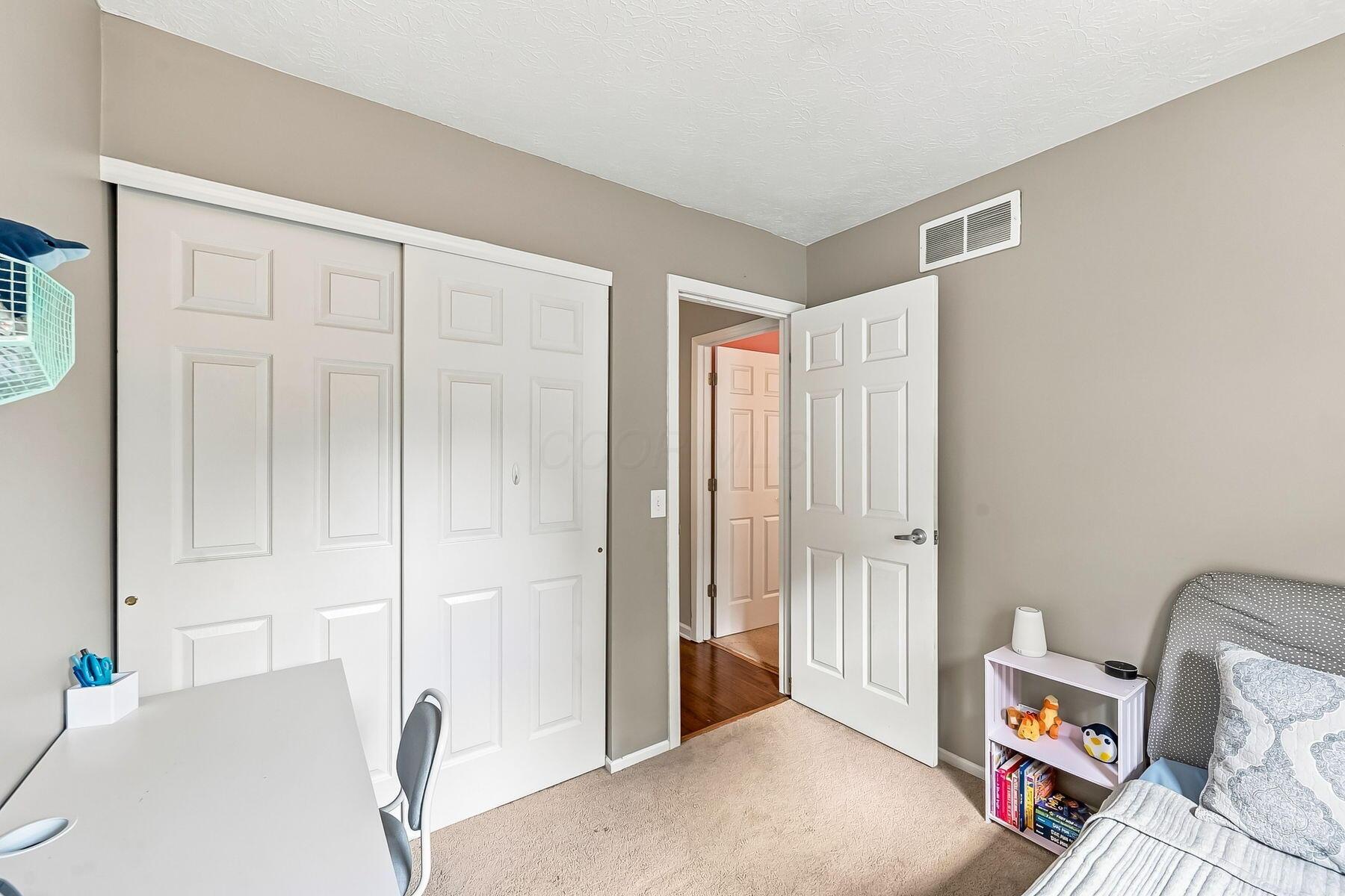 8819 Greenburg Drive Property Photo 17